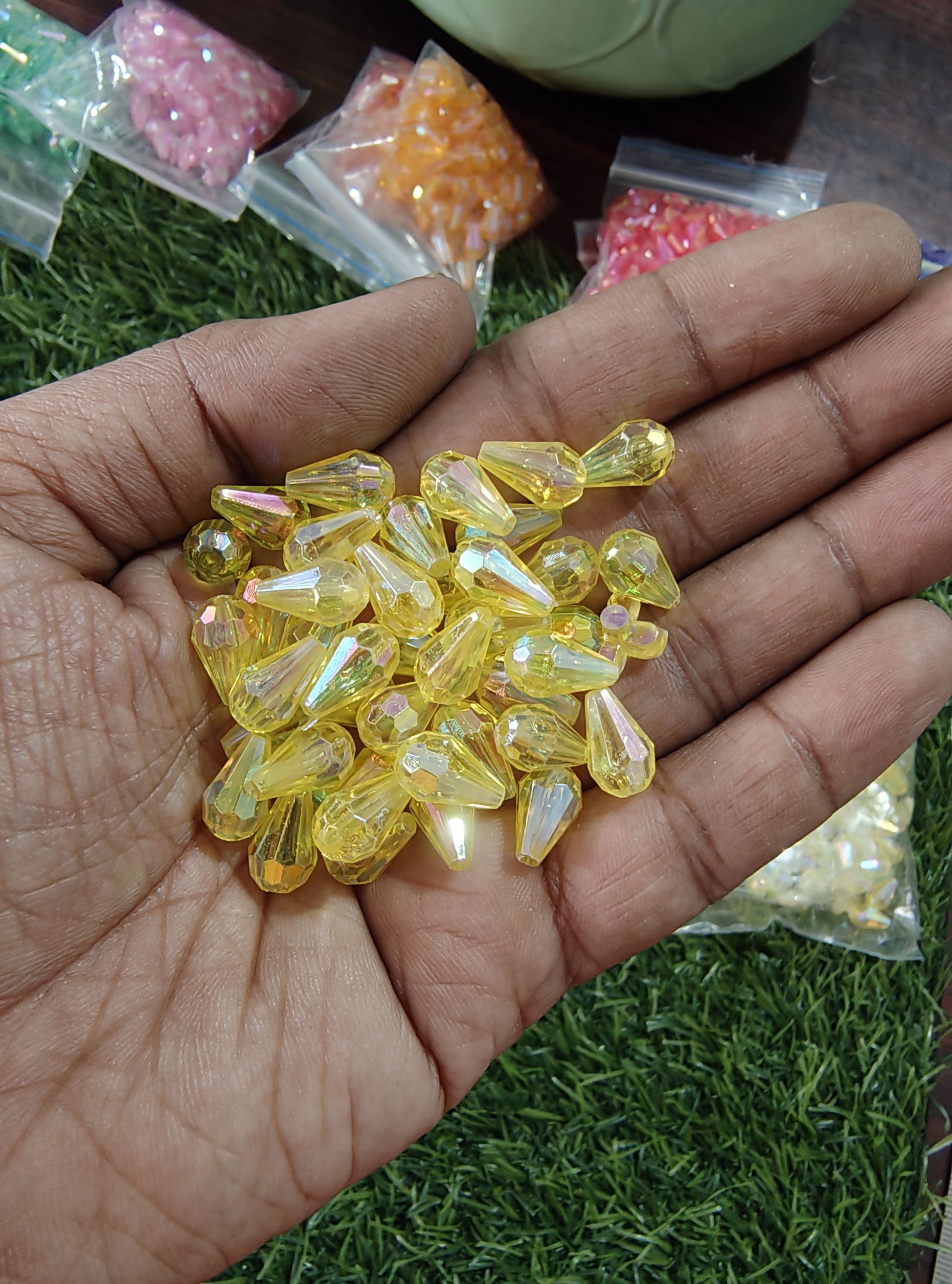 Acrylic transparent drop crystal beads