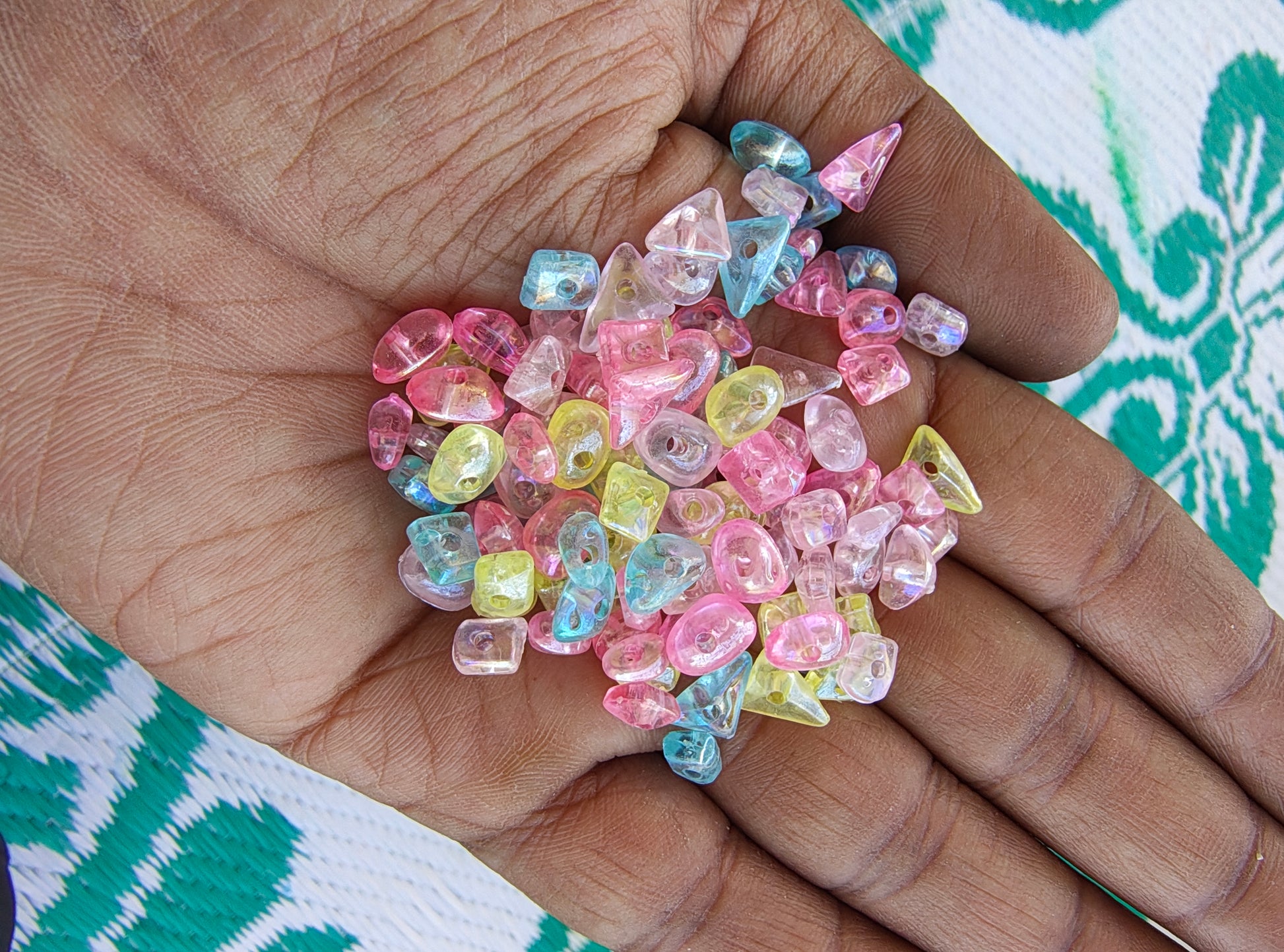 Acrylic pastel chipbeads