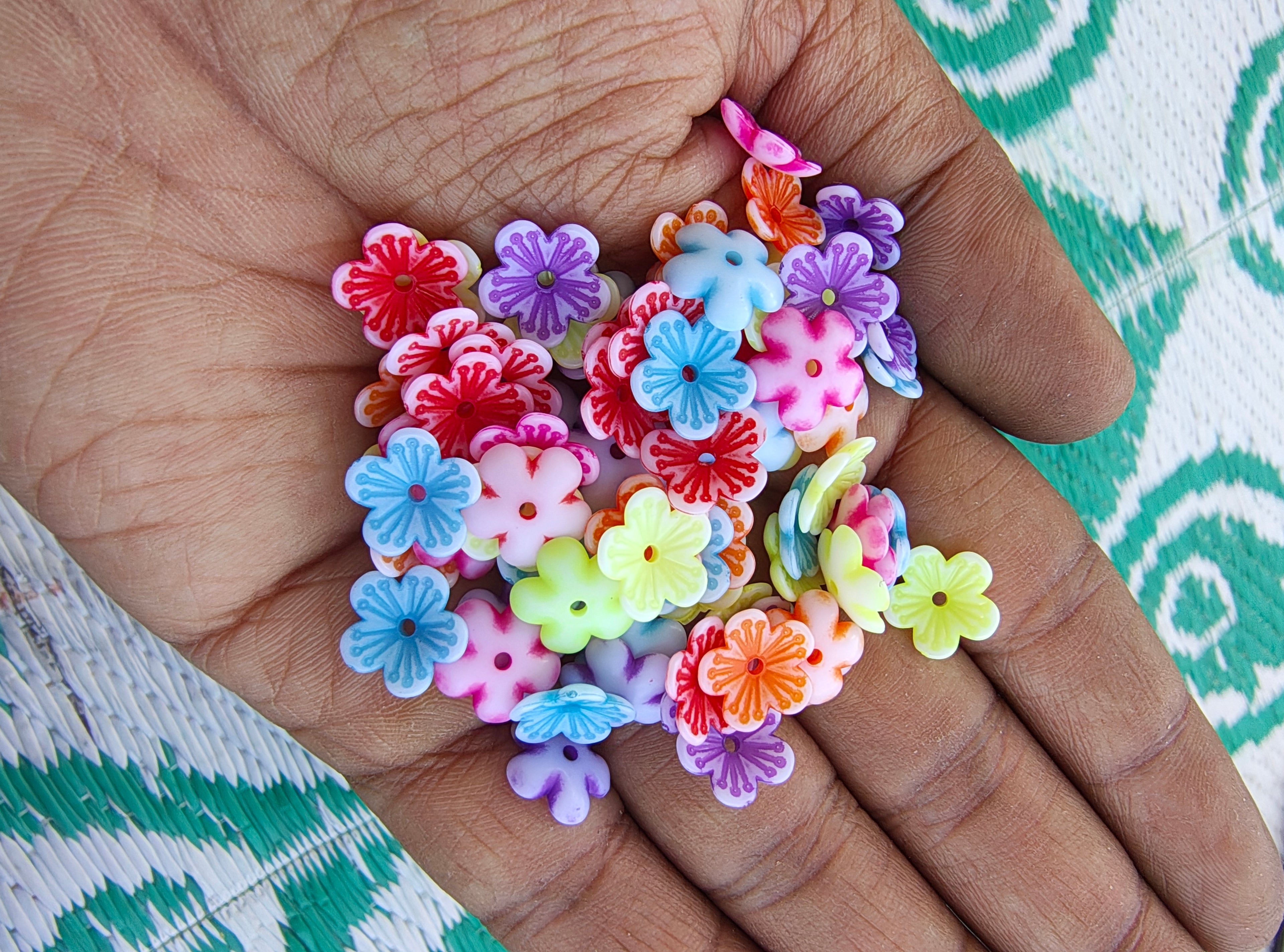 Acrylic pastel flower / beads cap
