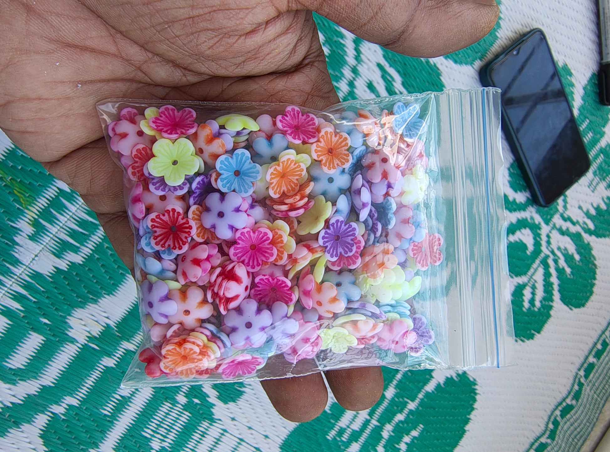 Acrylic pastel flower / beads cap