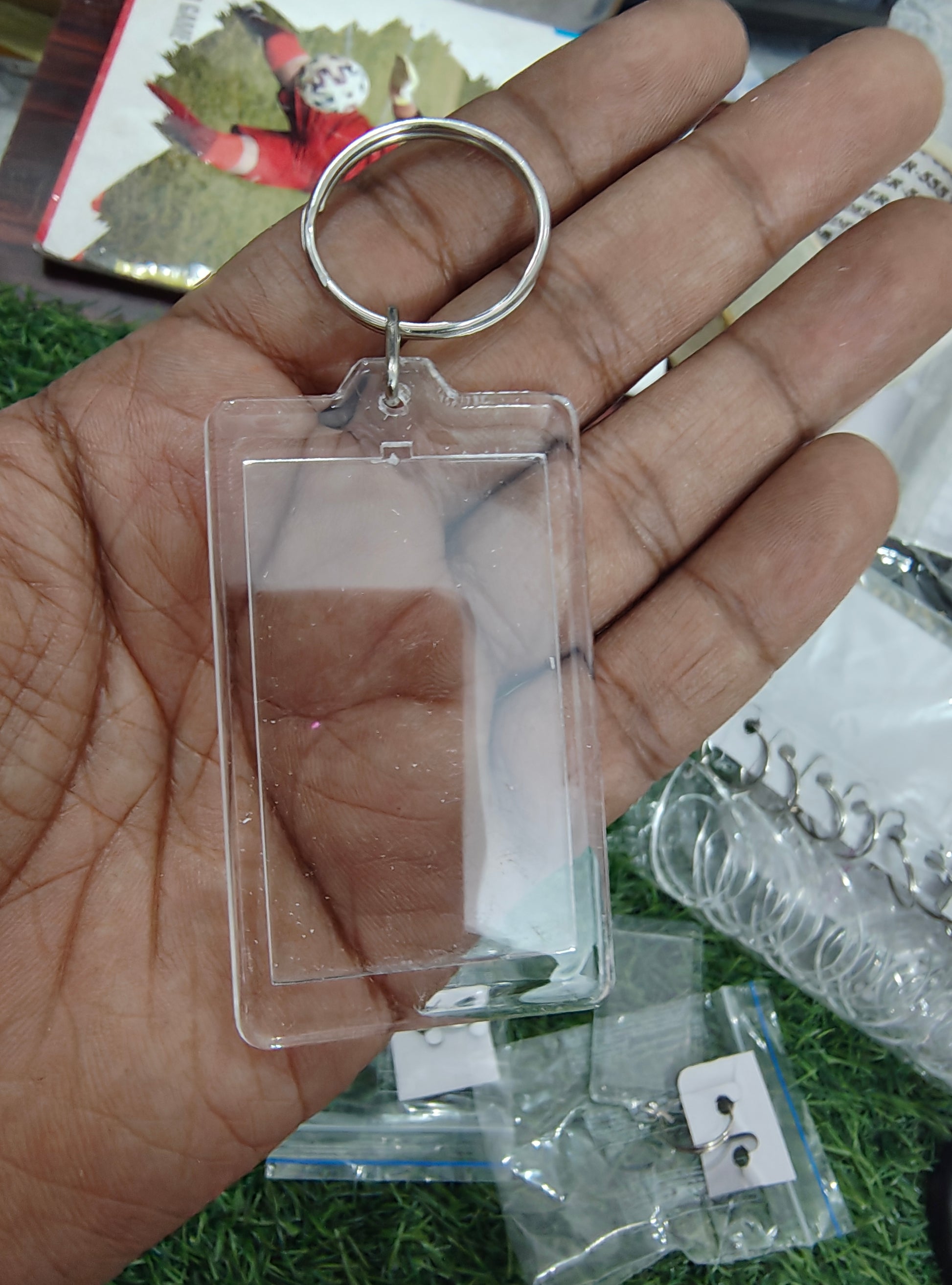 Photo frame keychains