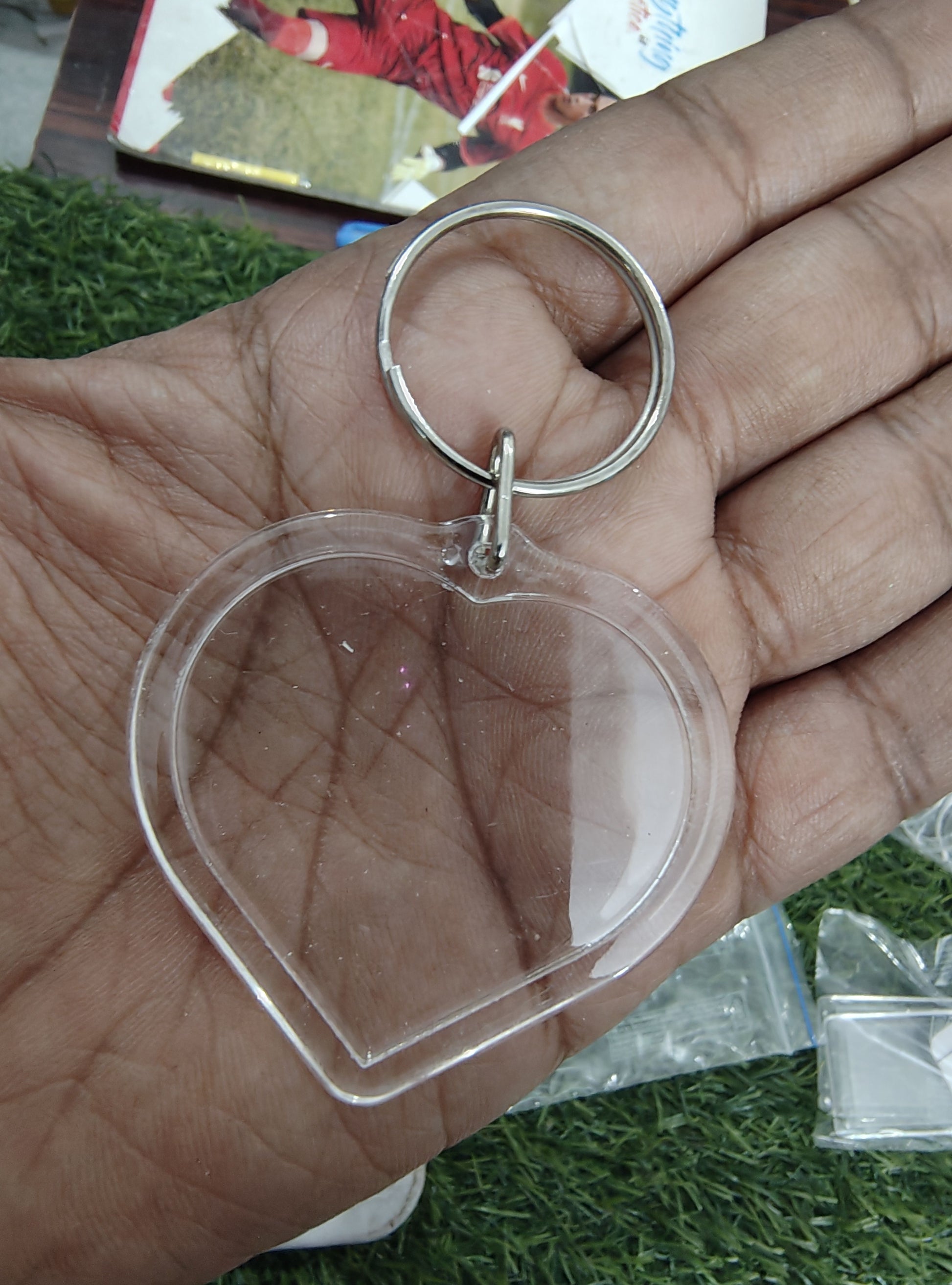 Photo frame keychains