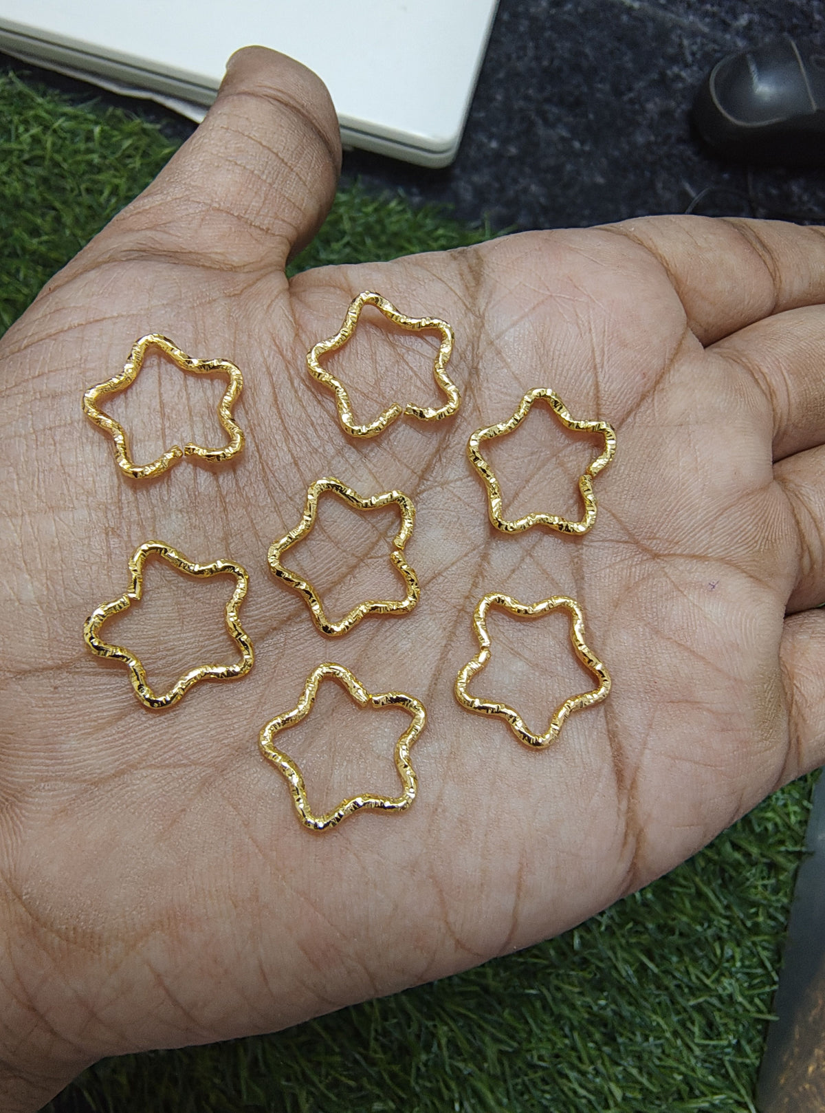 Star shape stone cut jumpring (JF1031)