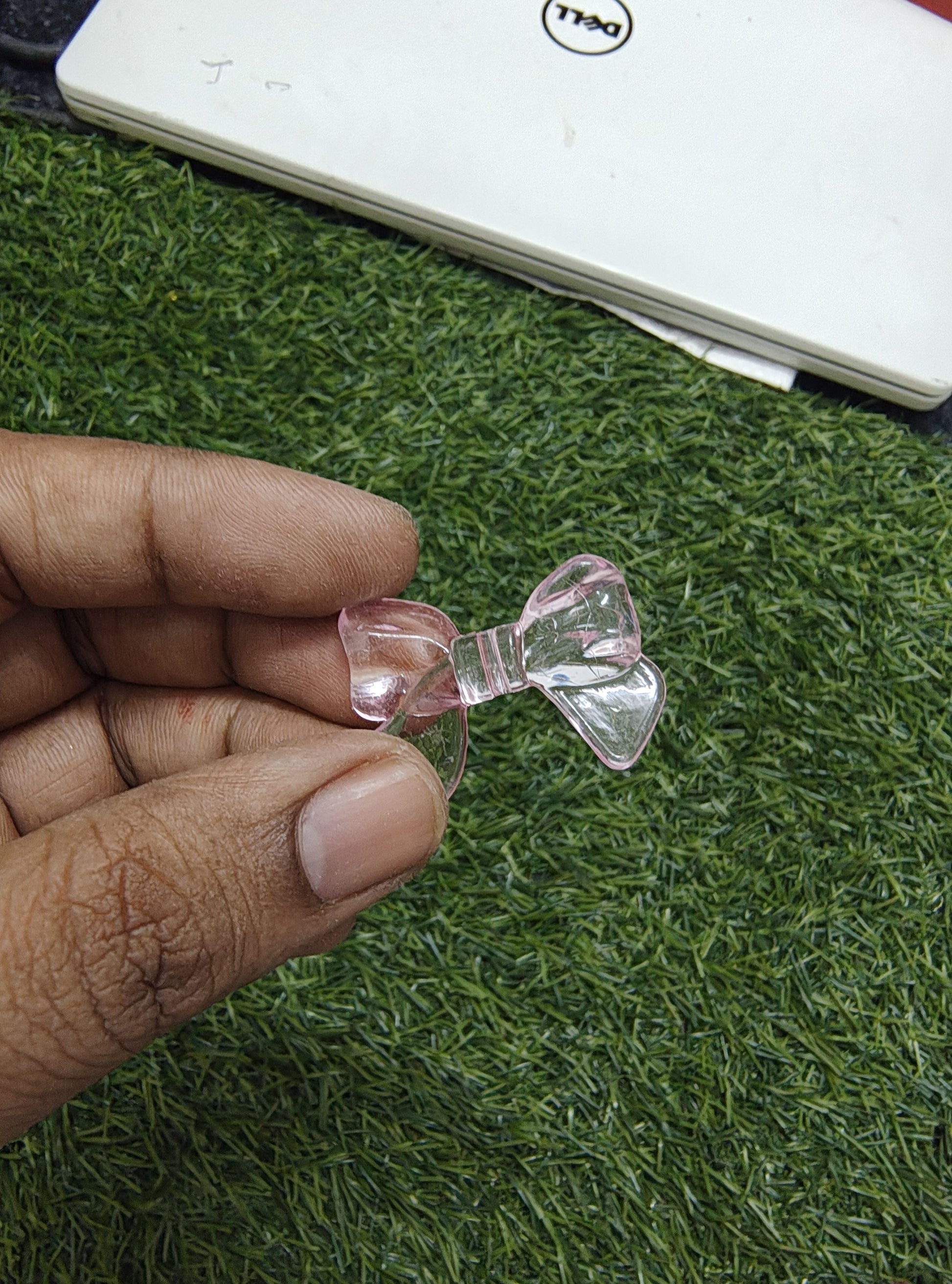 Mix colour acrylic bow beads 109