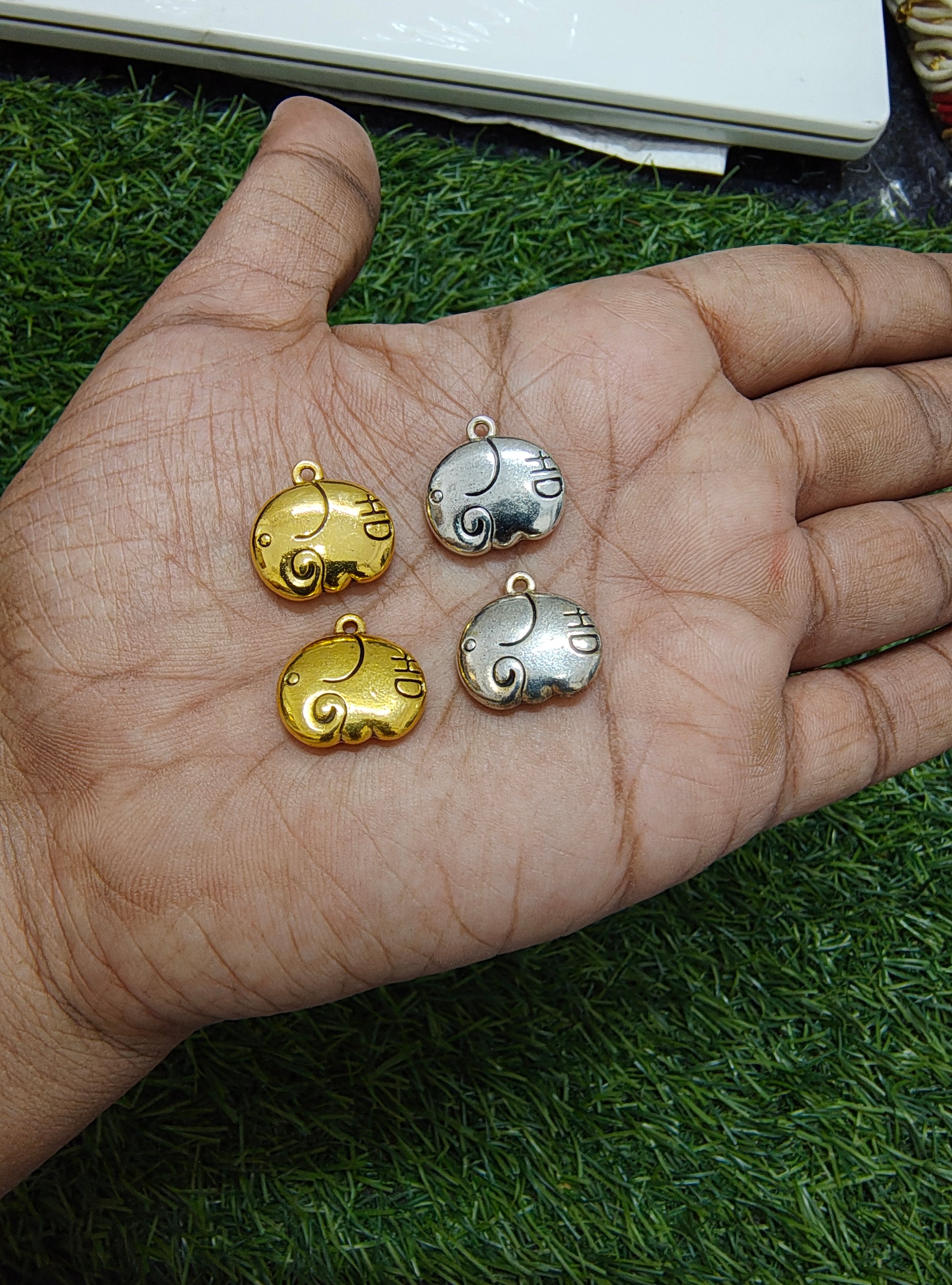 Elephant metal charm