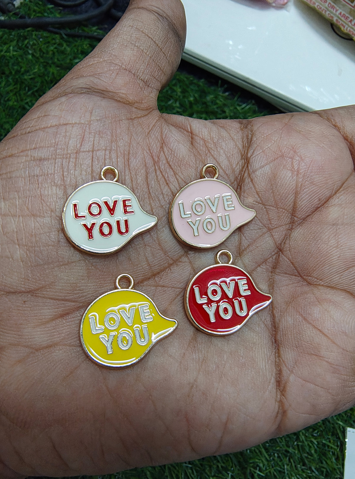 Love you enamal charm ( EC1006 )