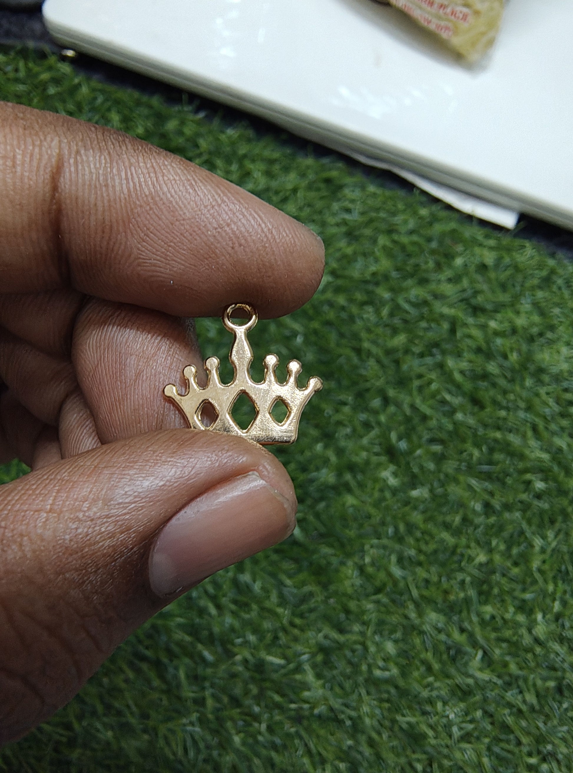 Crown metal charm