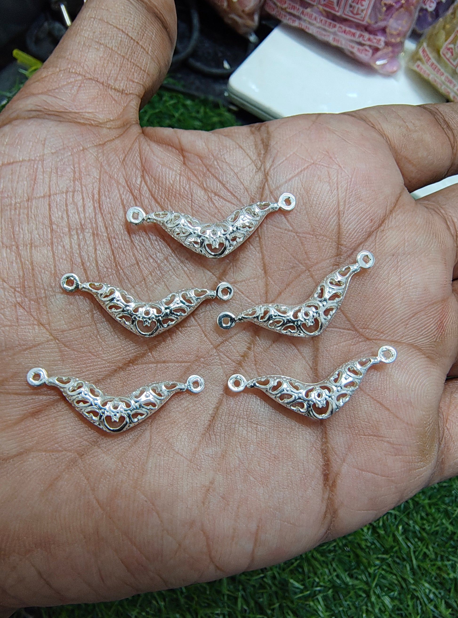 Mangalsutra type metal charm