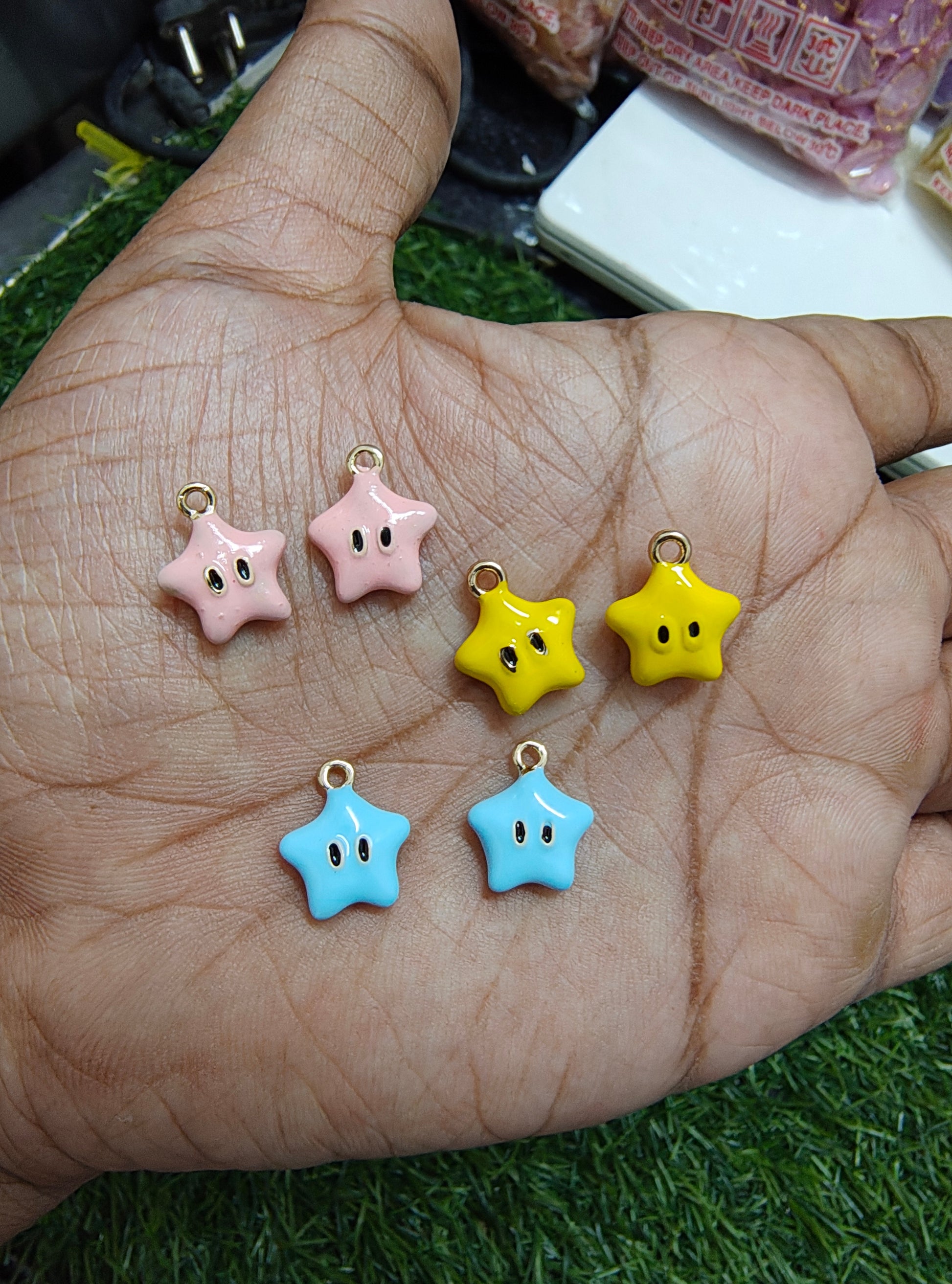 Glass star charm high-quality