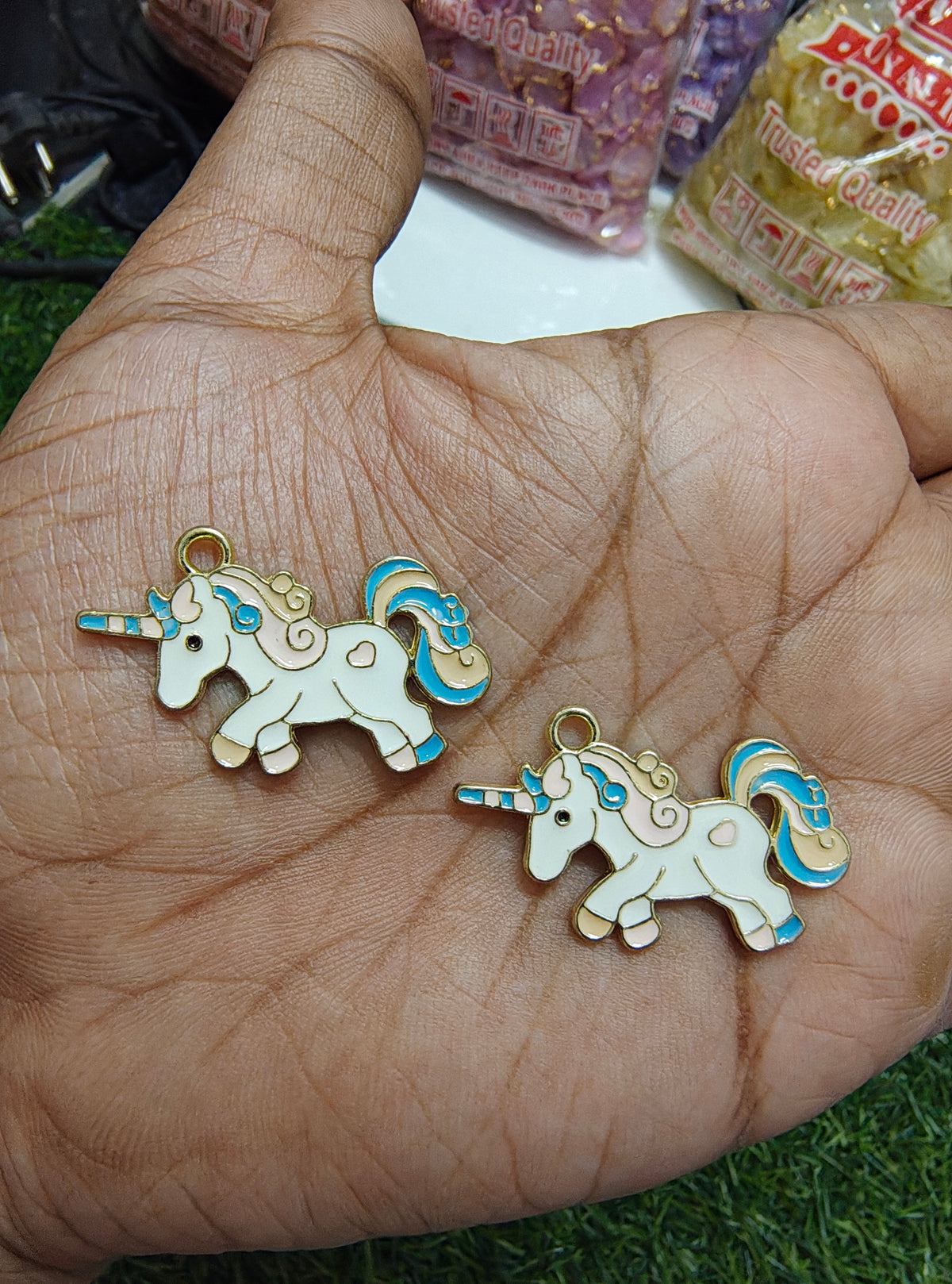 Unicorn charm ( EC1022 )