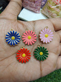 Daisy charm 2 nd quality ( EC1027 )