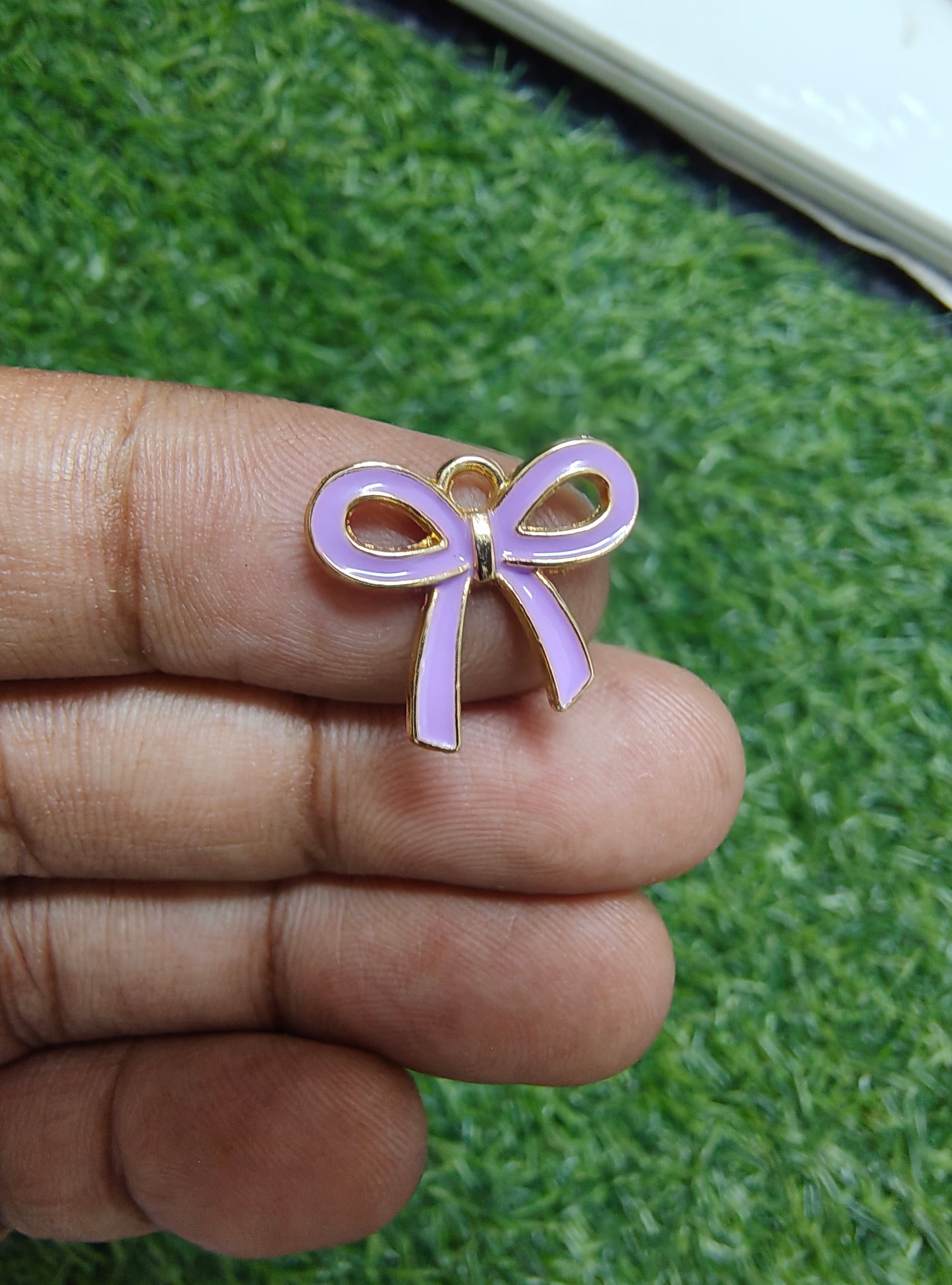 Bow enamal charm type 1