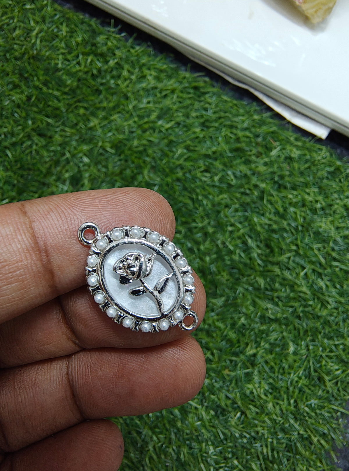Rose with beads rakhi connector ( RC3022 )