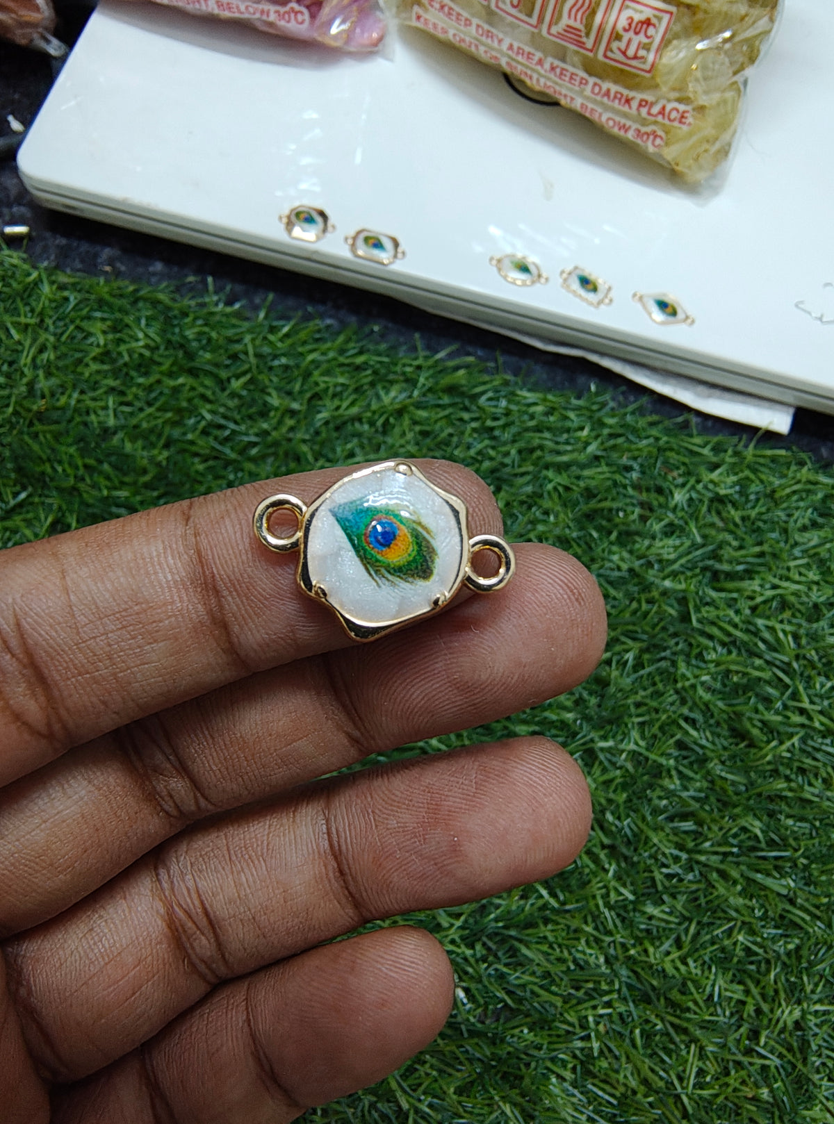 Morepankh rakhi charm (6-11) ( RC3032 )