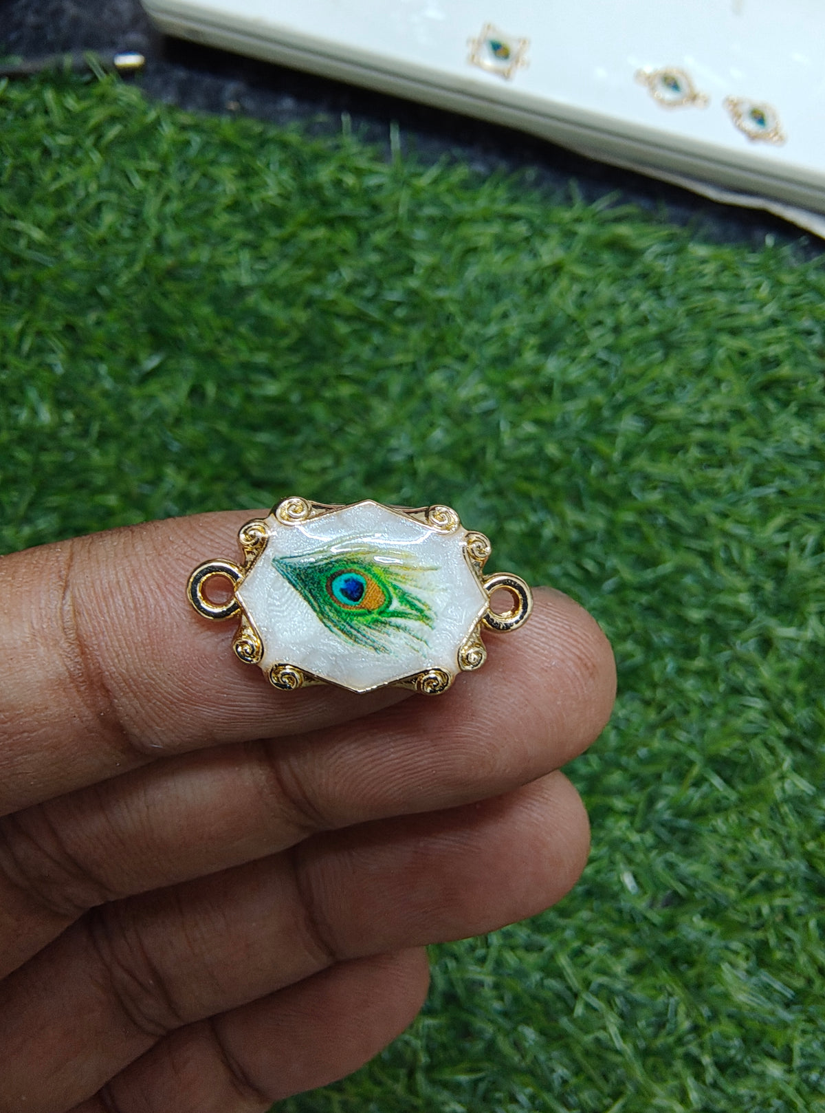 Morepankh rakhi charm (16-19) ( RC3034 )