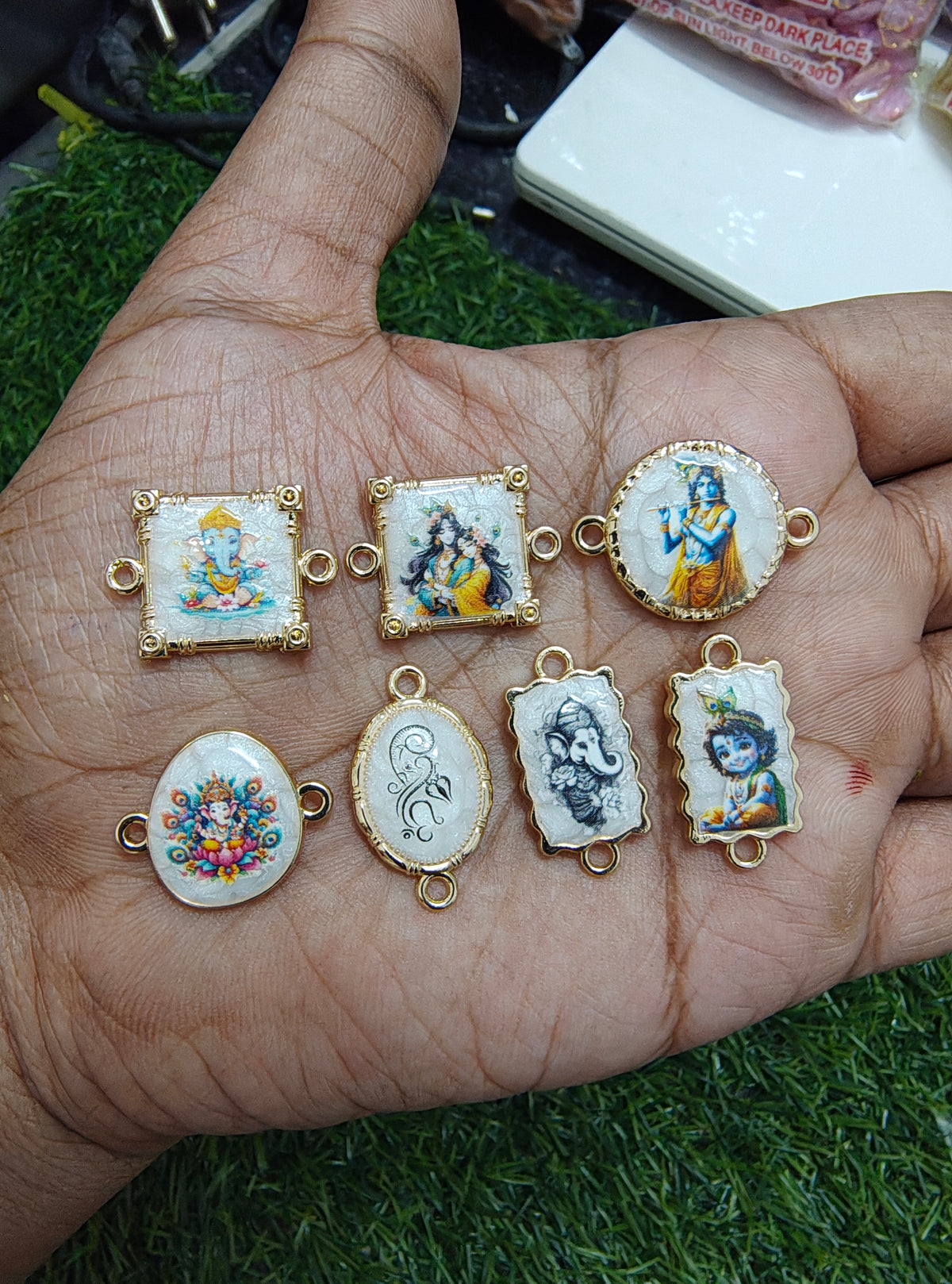 God rakhi charm ( RC3035 )