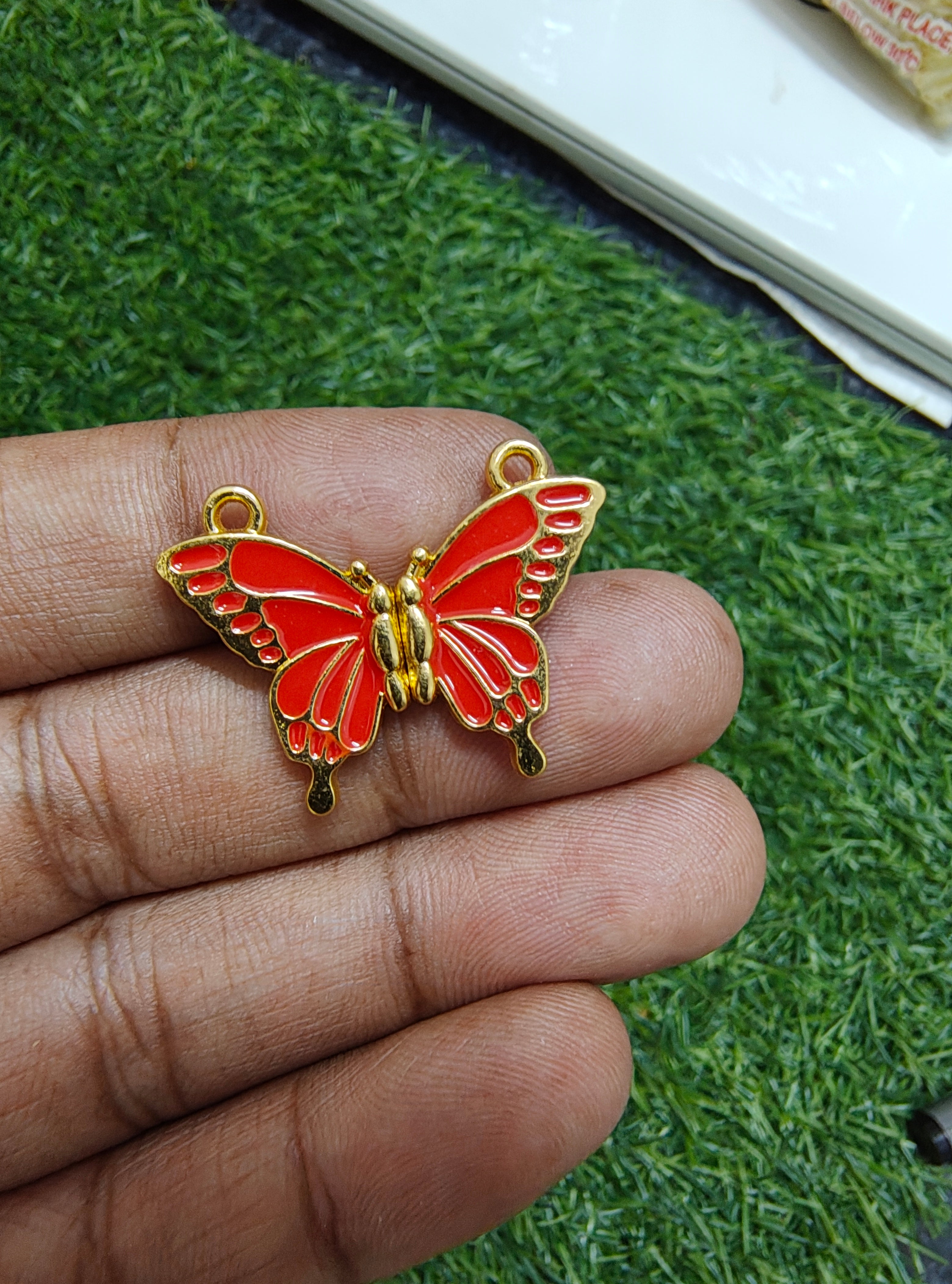 Butterfly Magnet charm golden base ( 3DC1004 )