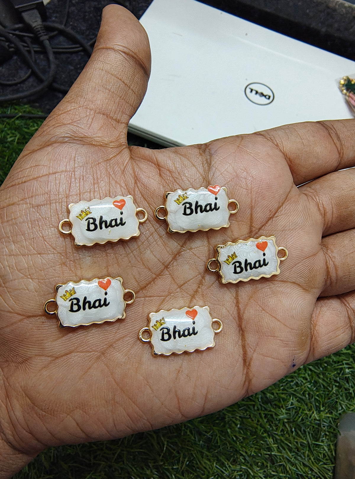Bhai rakhi charm ( RC3038 )