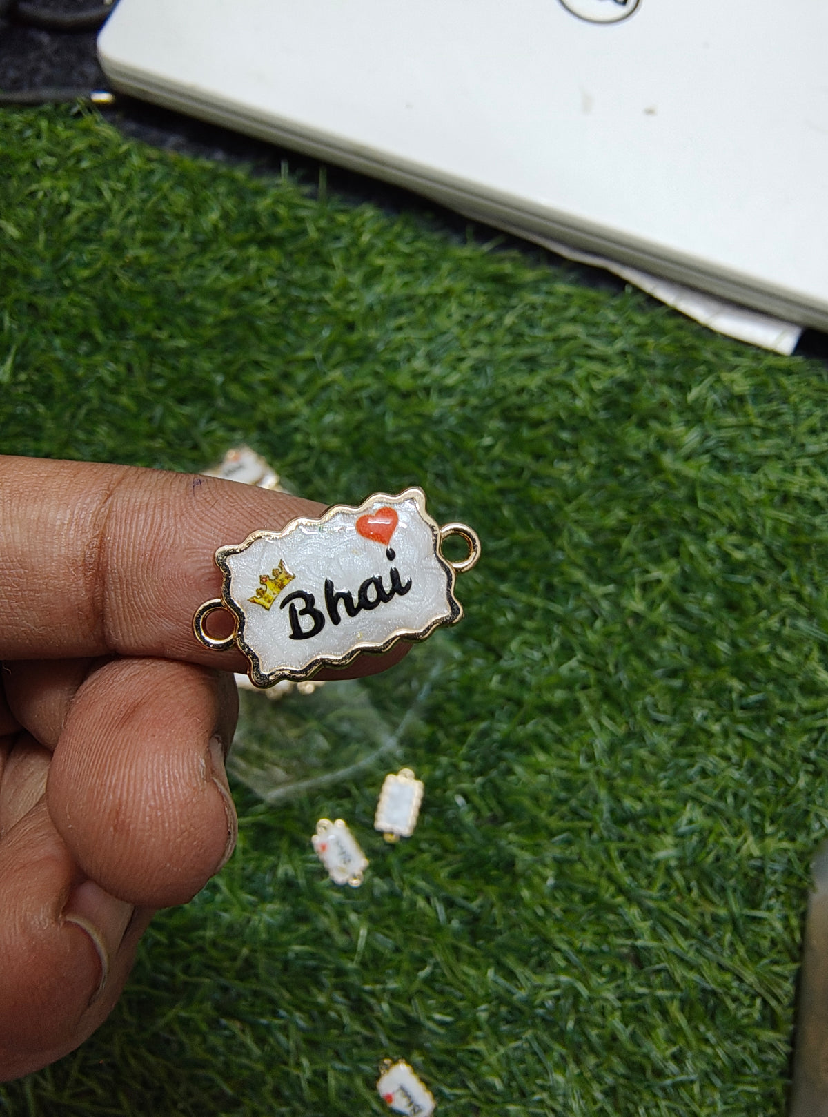 Bhai rakhi charm ( RC3038 )