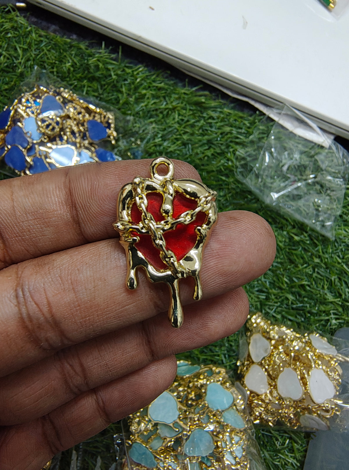 Antiturnish heart charm ( PC2024)