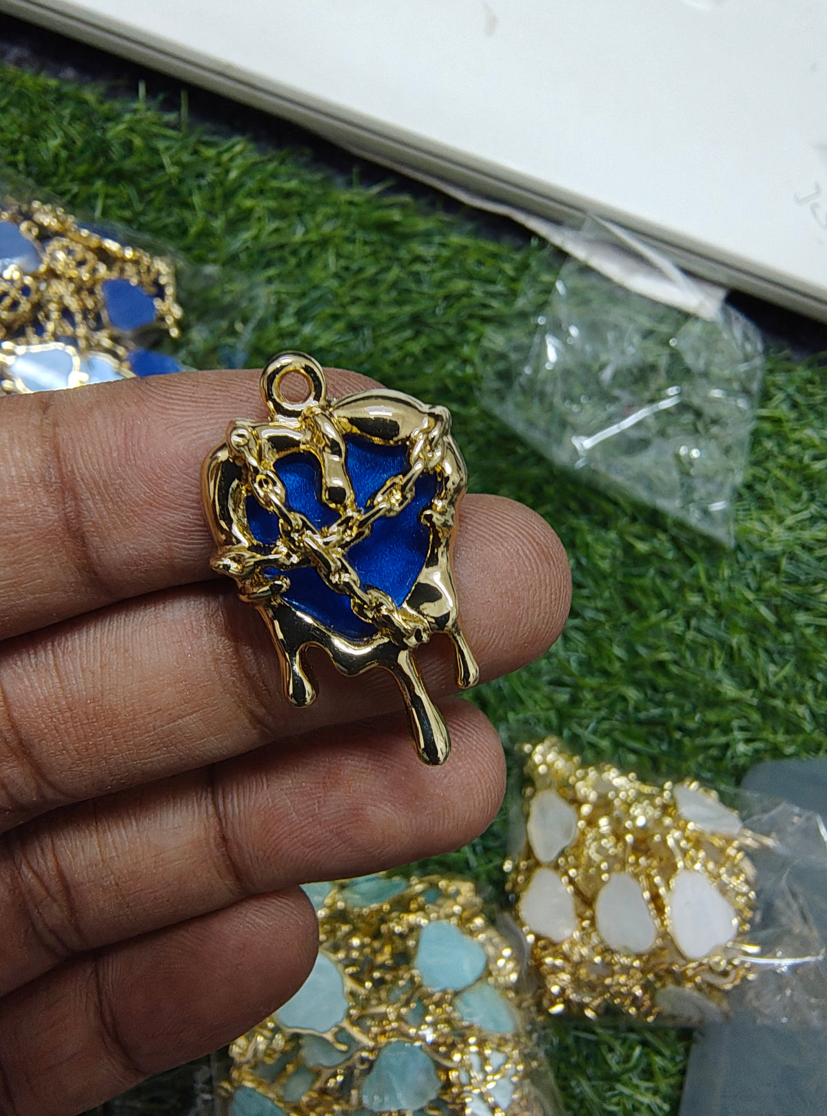 Antiturnish heart charm ( PC2024)
