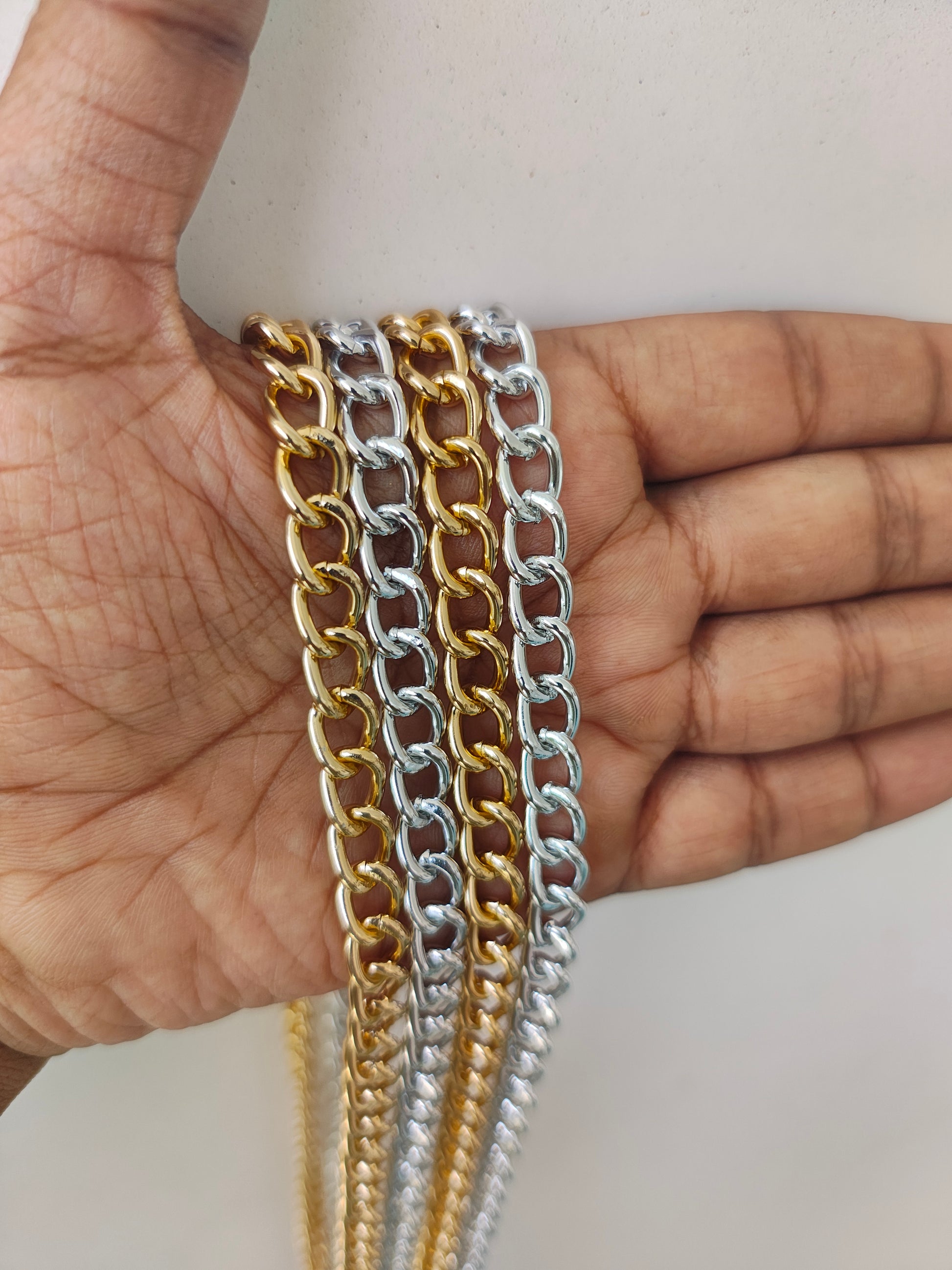 Aluminium bag chain type 1