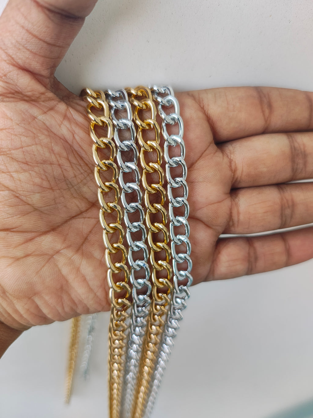 Aluminium bag chain type 1