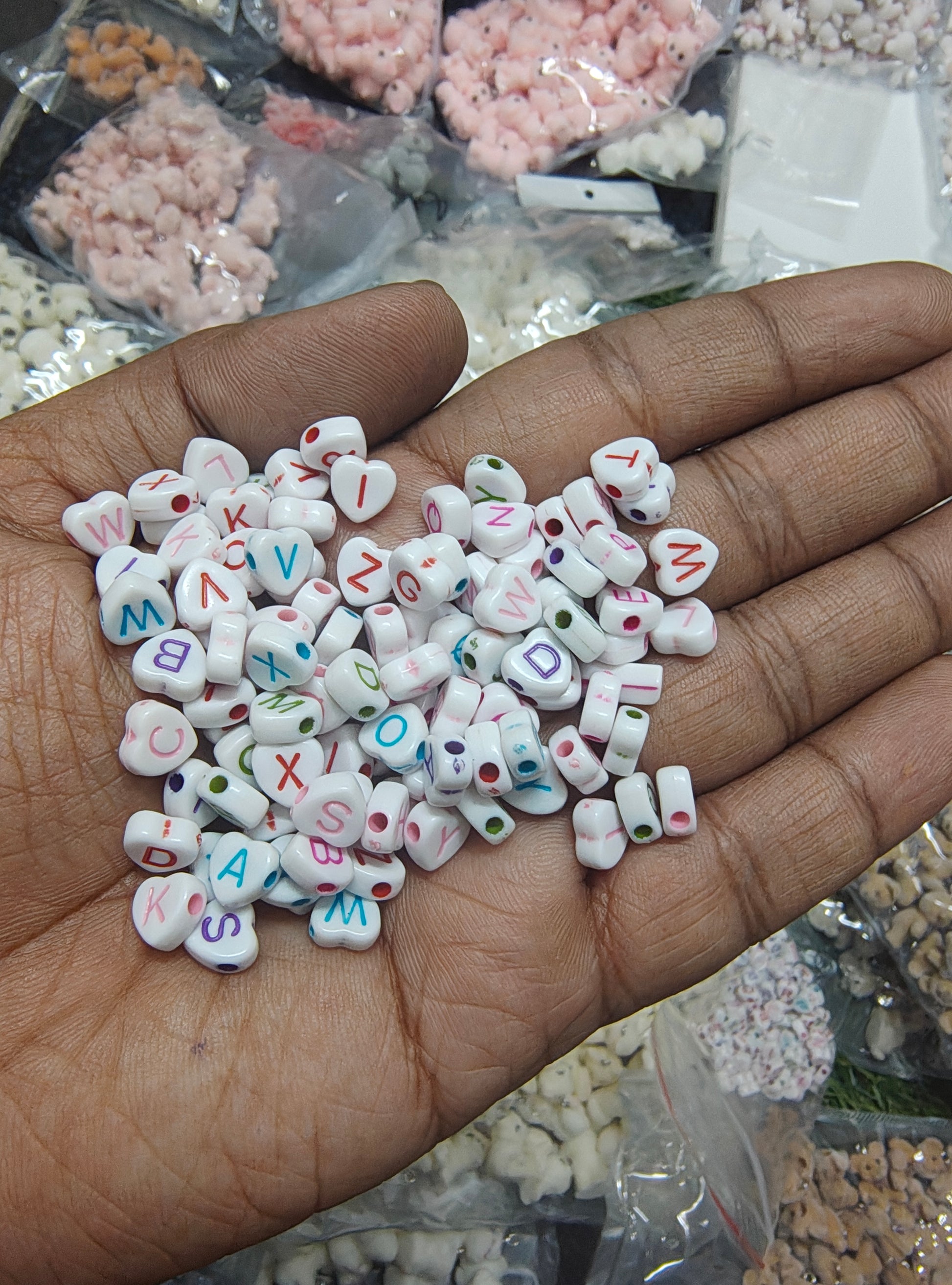 Acrylic heart shape alphabet beads