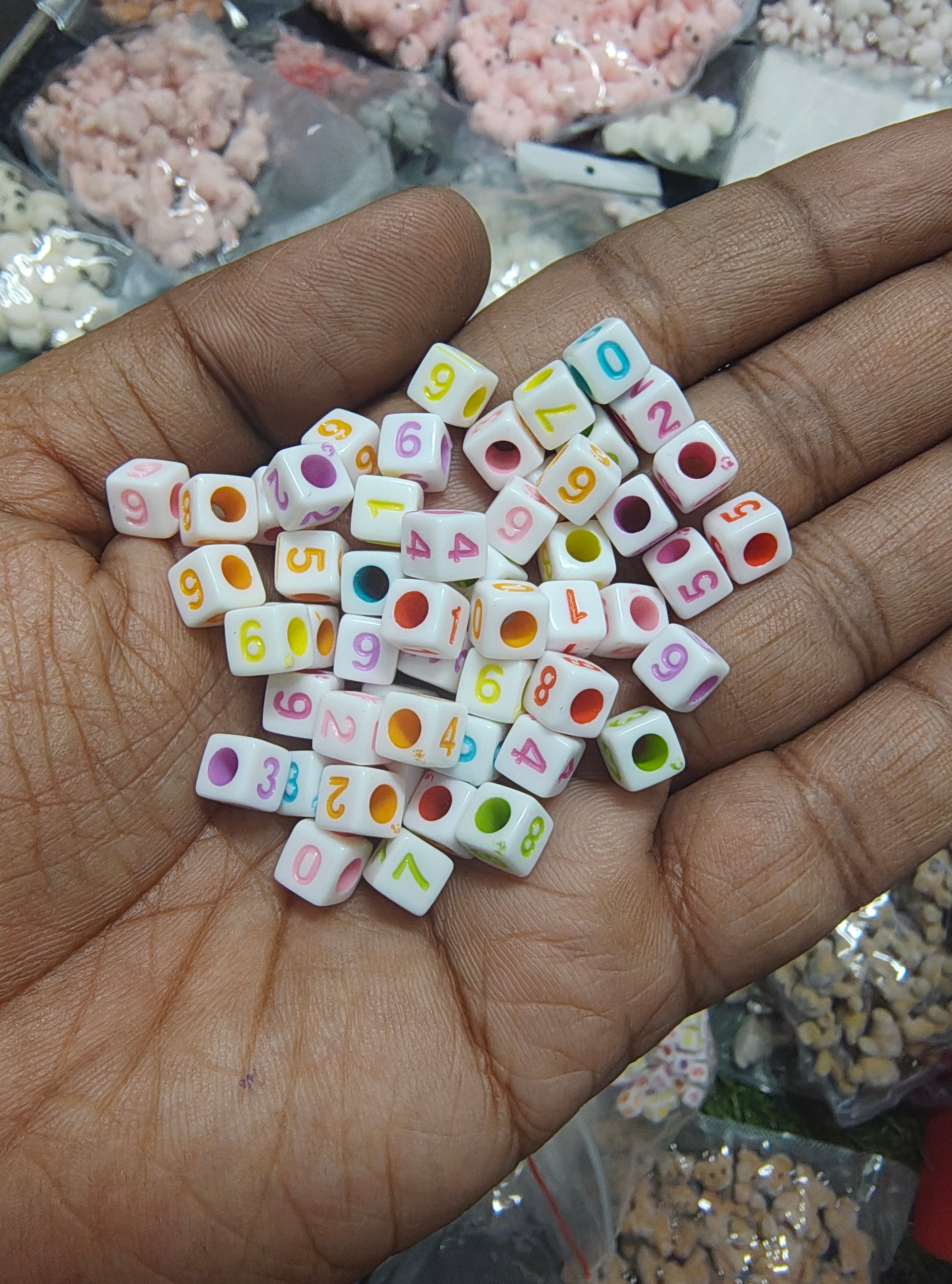 Square shape number beads