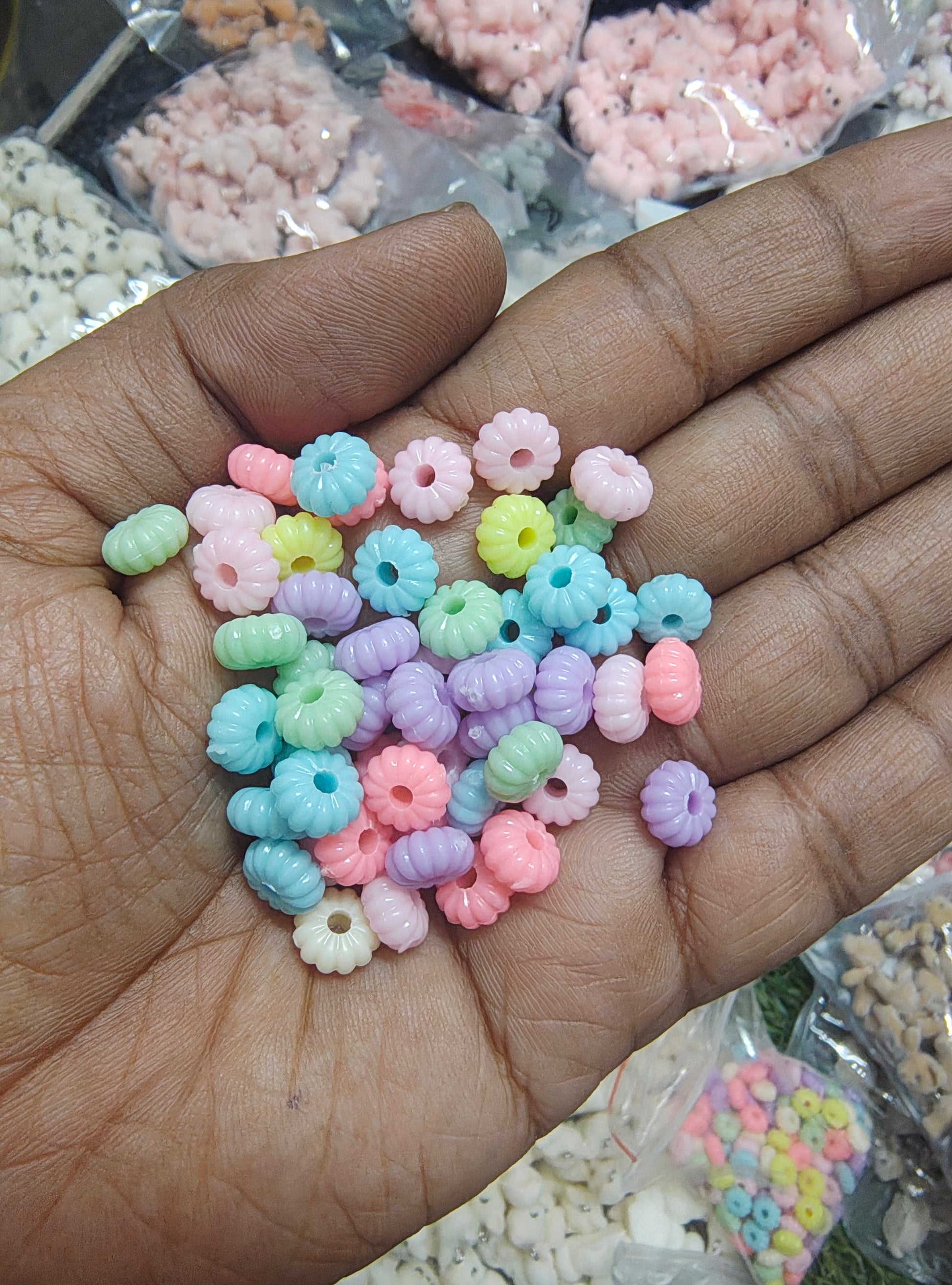 Tyre pastel beads