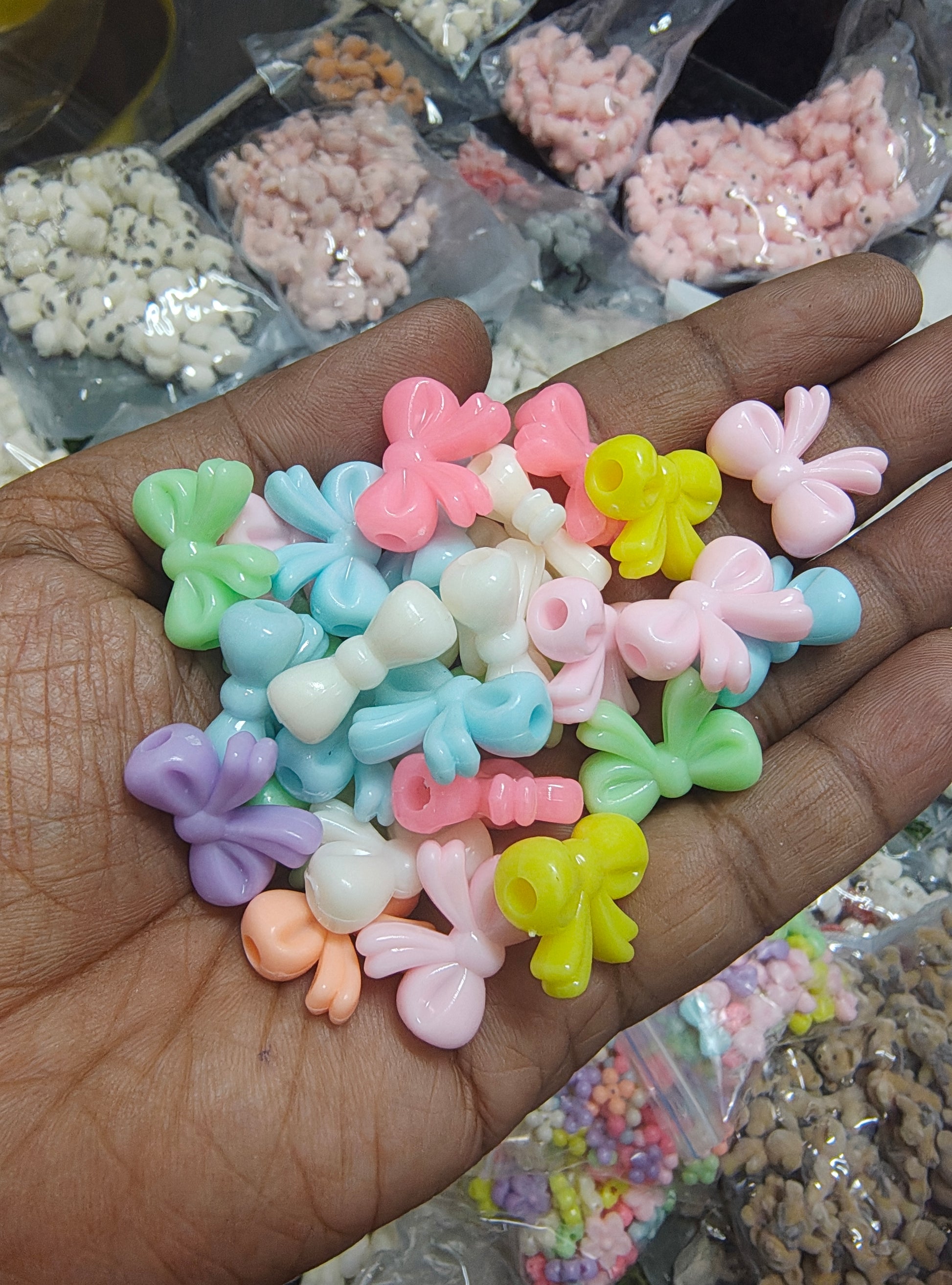Pastel bow beads type 1