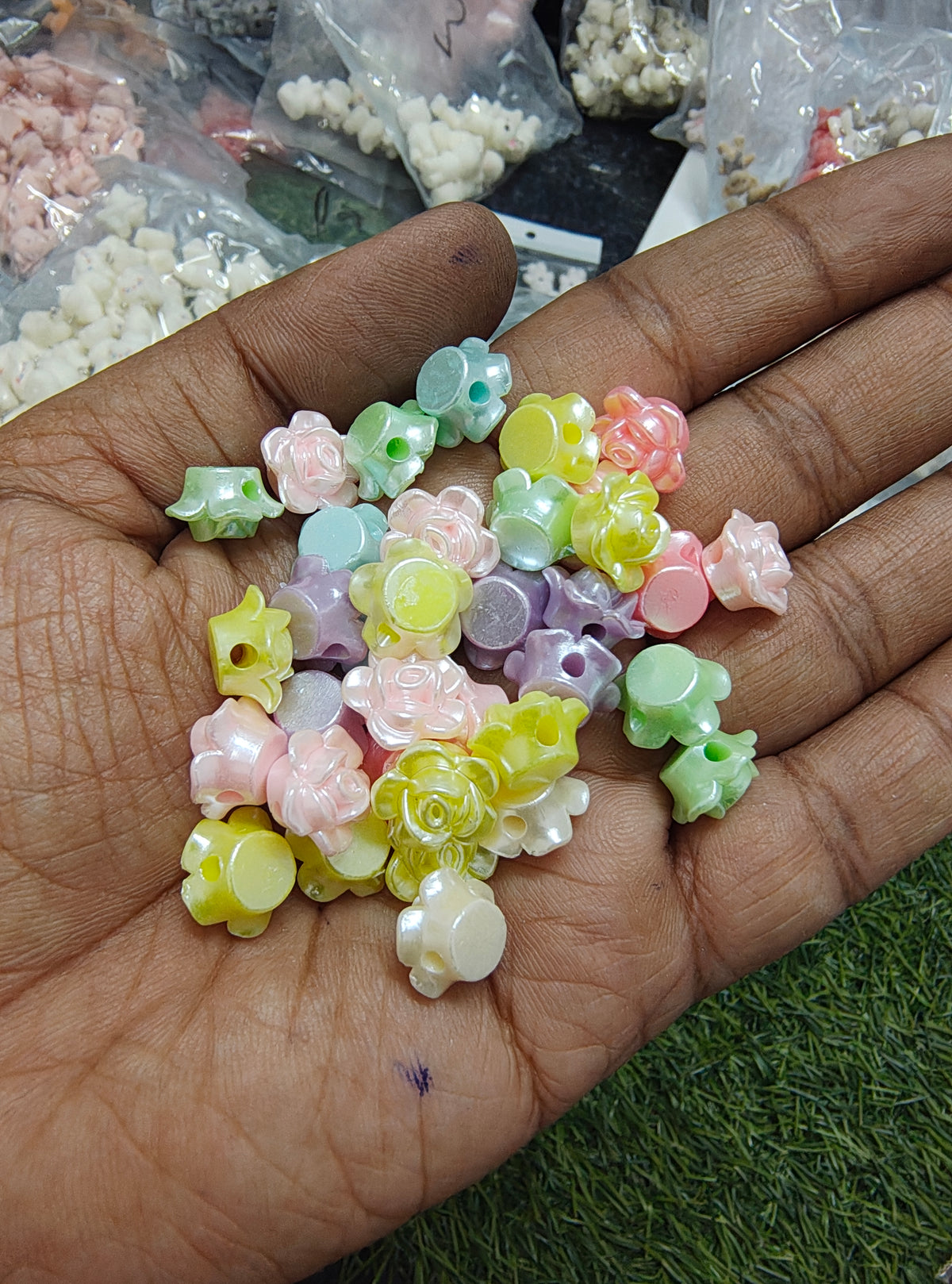 Shiny acrylic pastel rose beads