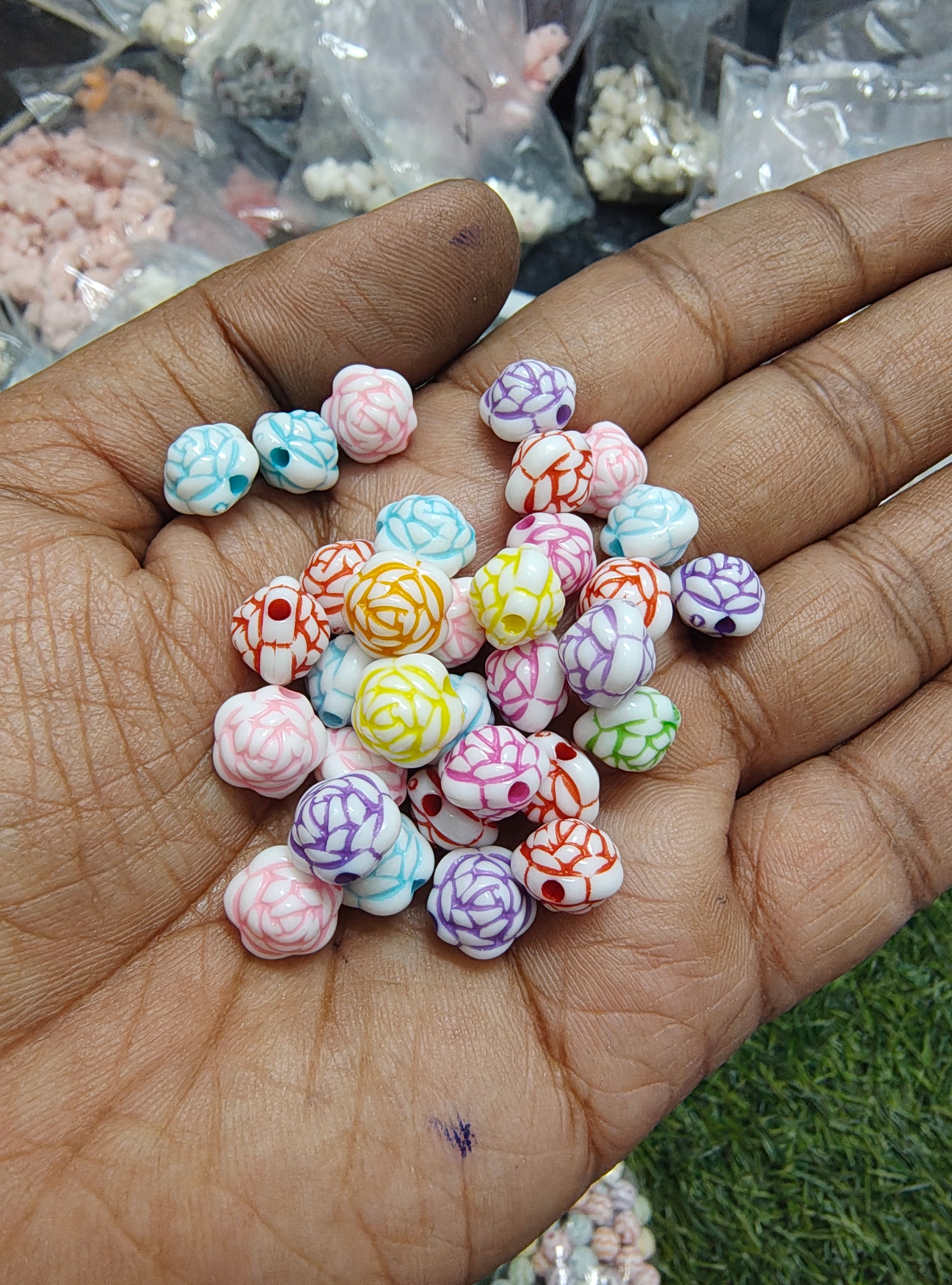 Design acrylic rose beads