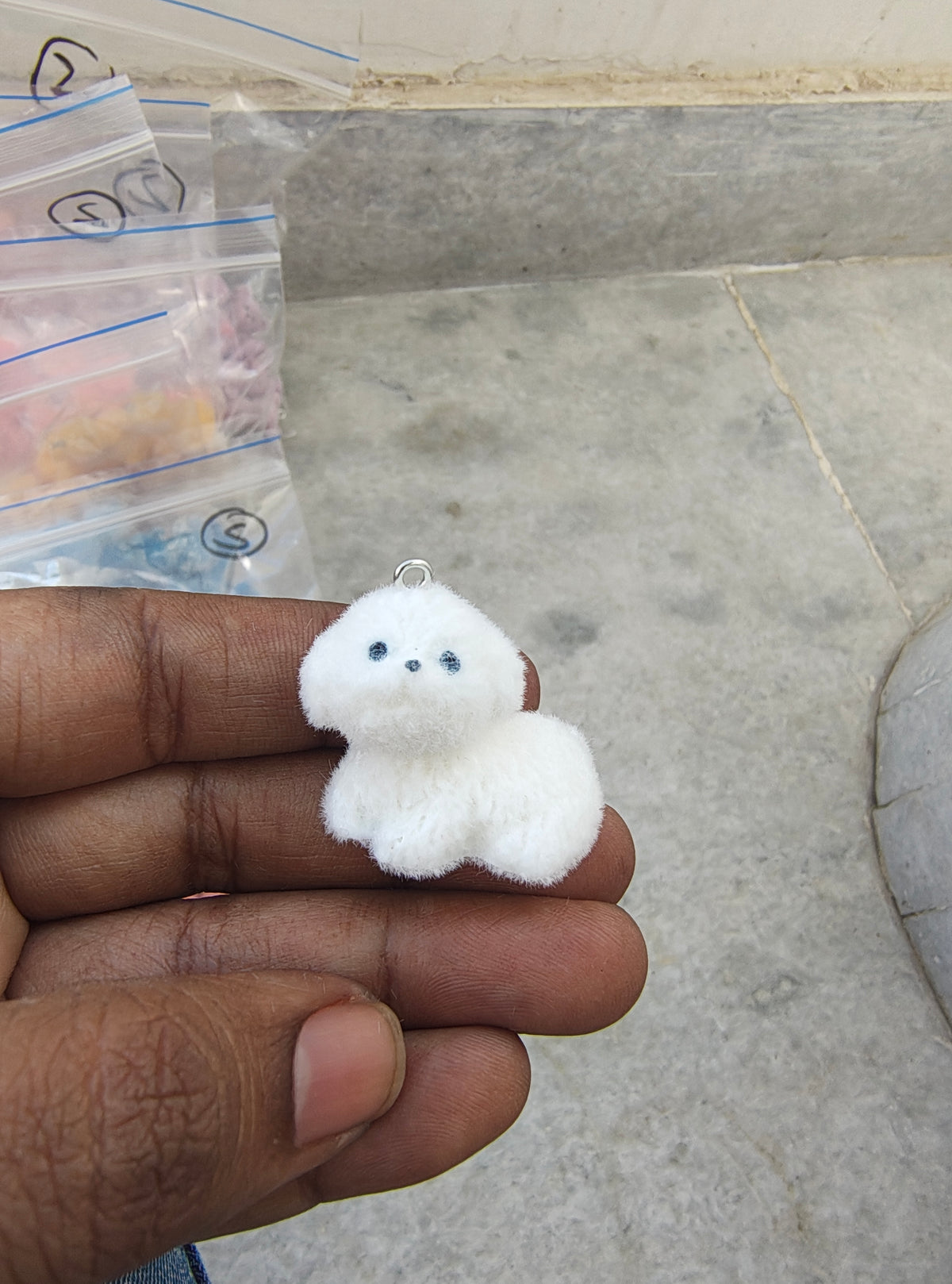 Big White dog fur charm ( 3DC1019 )