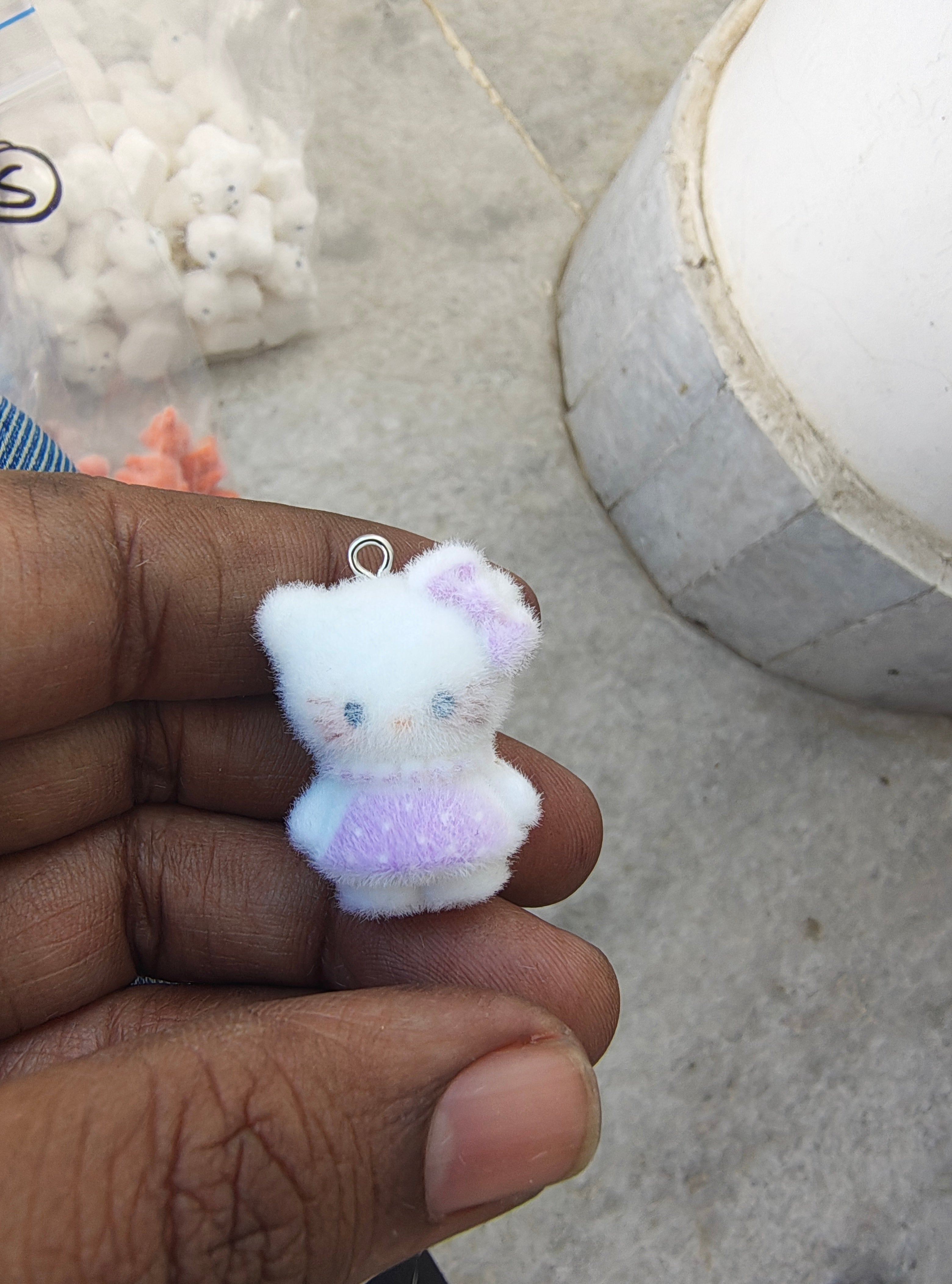 Hello kitty fur charm ( 3DC1017 )