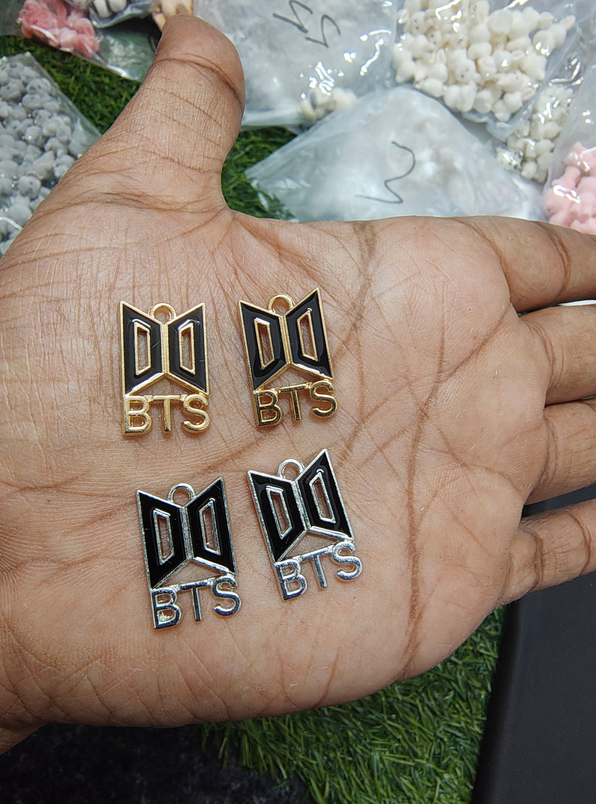 BTS charm ( EC1082 )