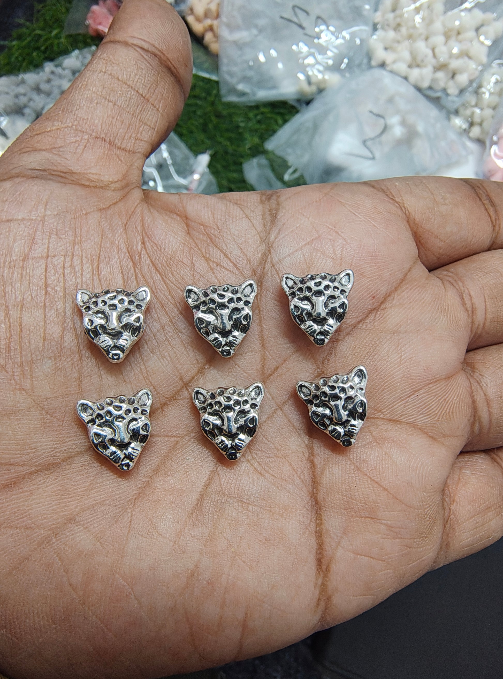 Tiger face metal charm