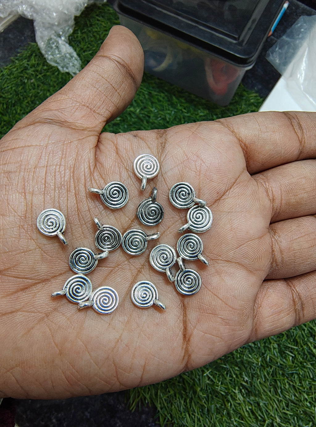 Small silver metal charms 7 design