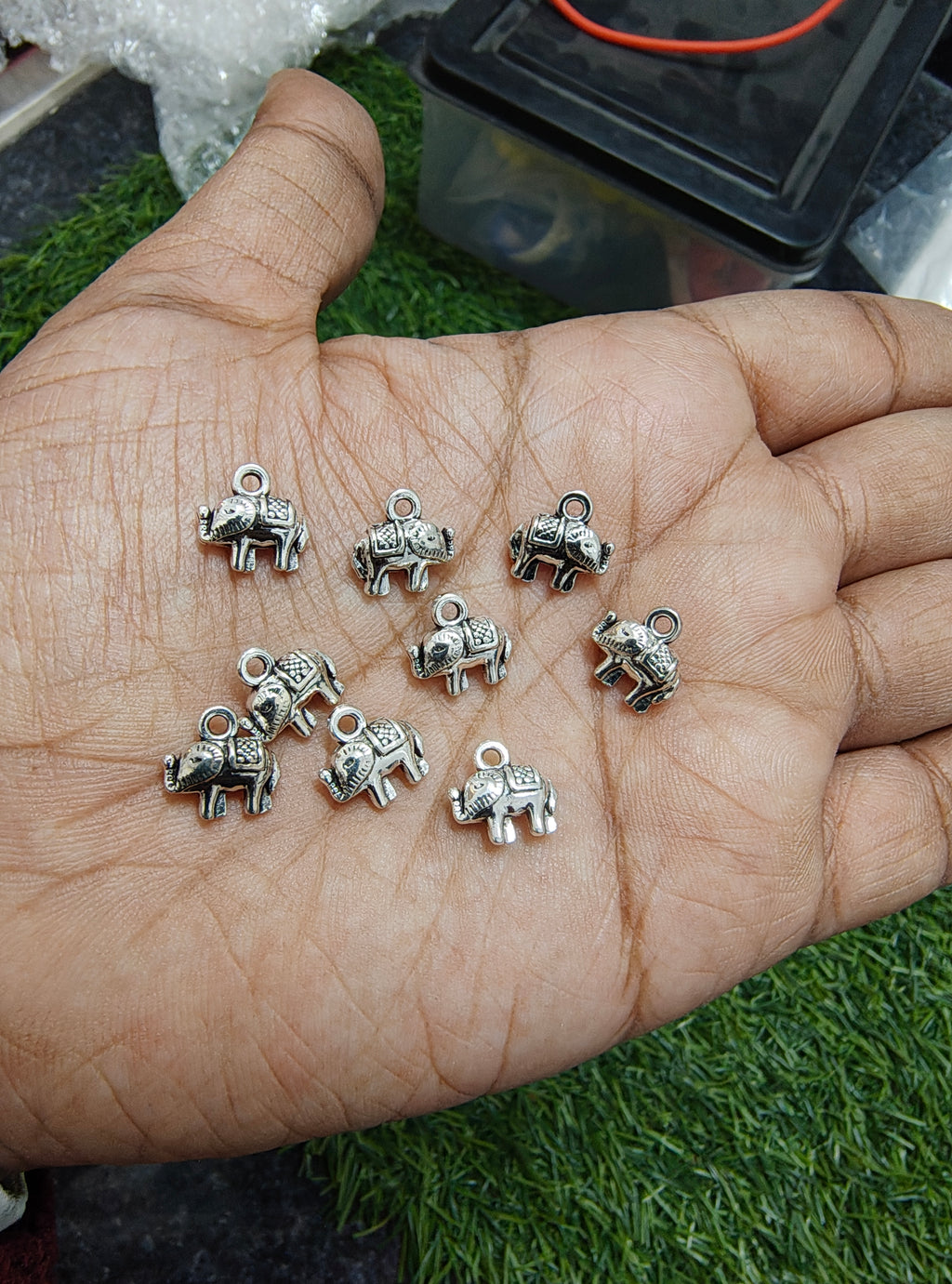 Small silver metal charms 7 design