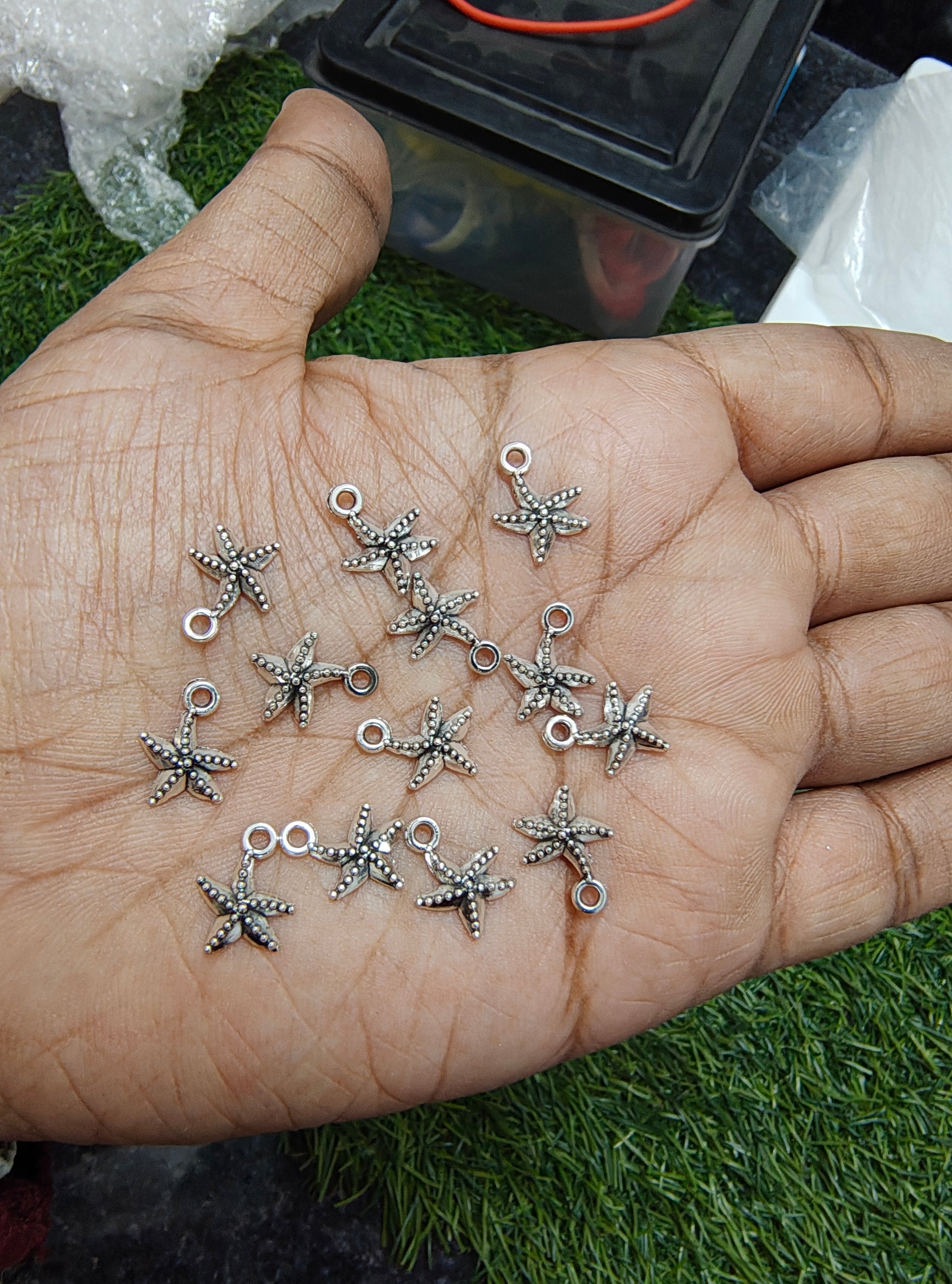 Small silver metal charms 7 design