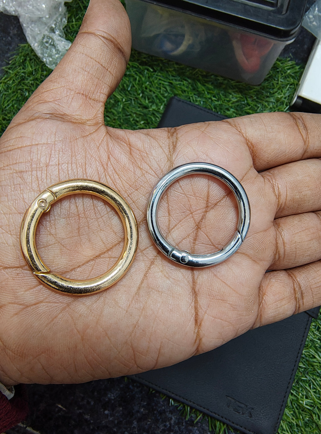 Openable ring