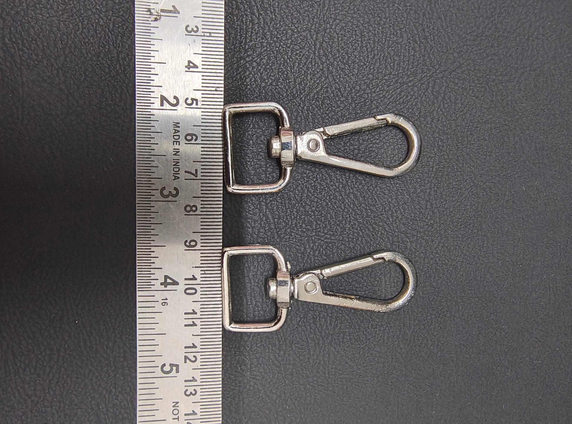 Silver heavy lobster hook ( HK6026 )