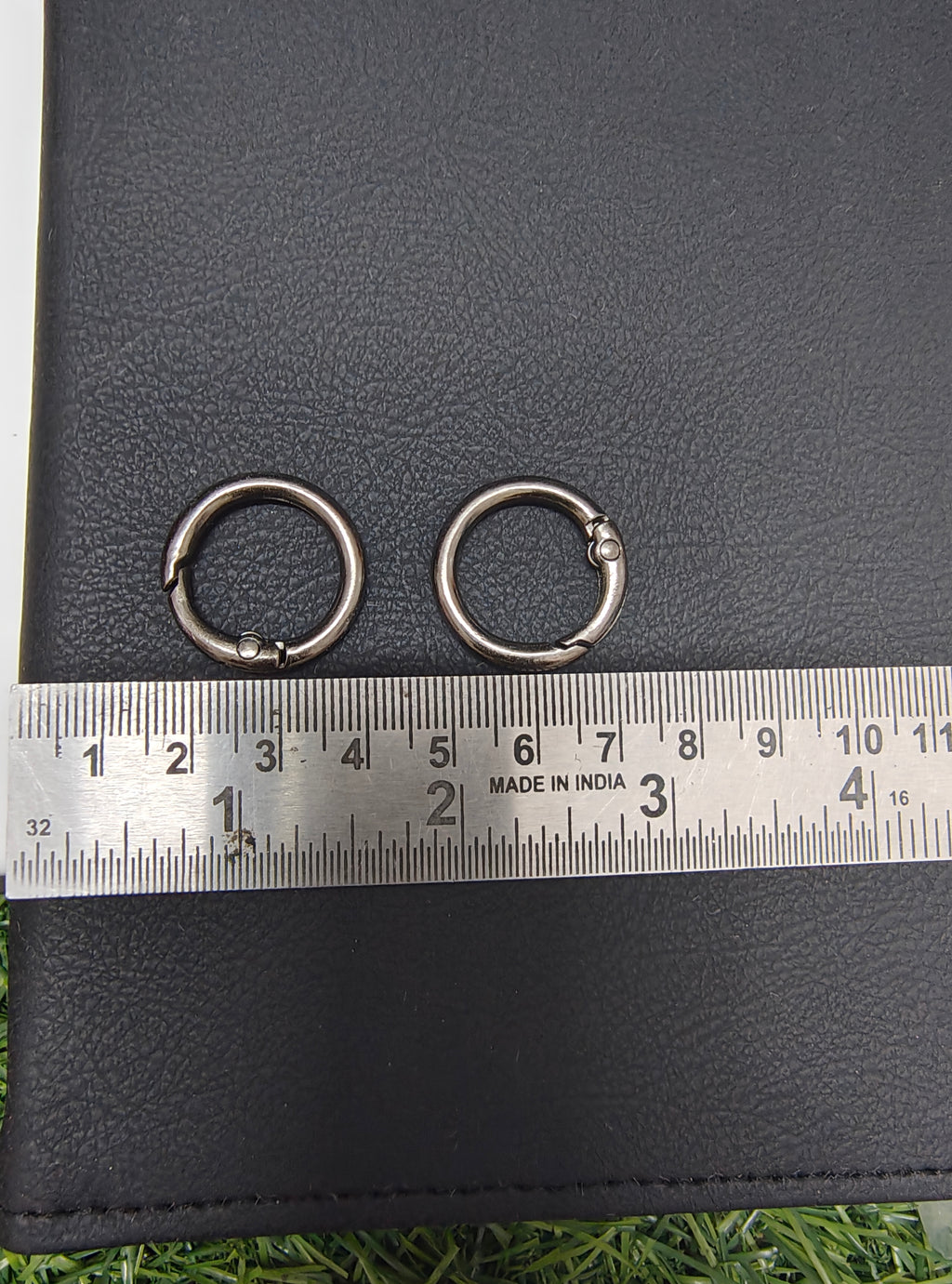 22mm black power coated openable ring