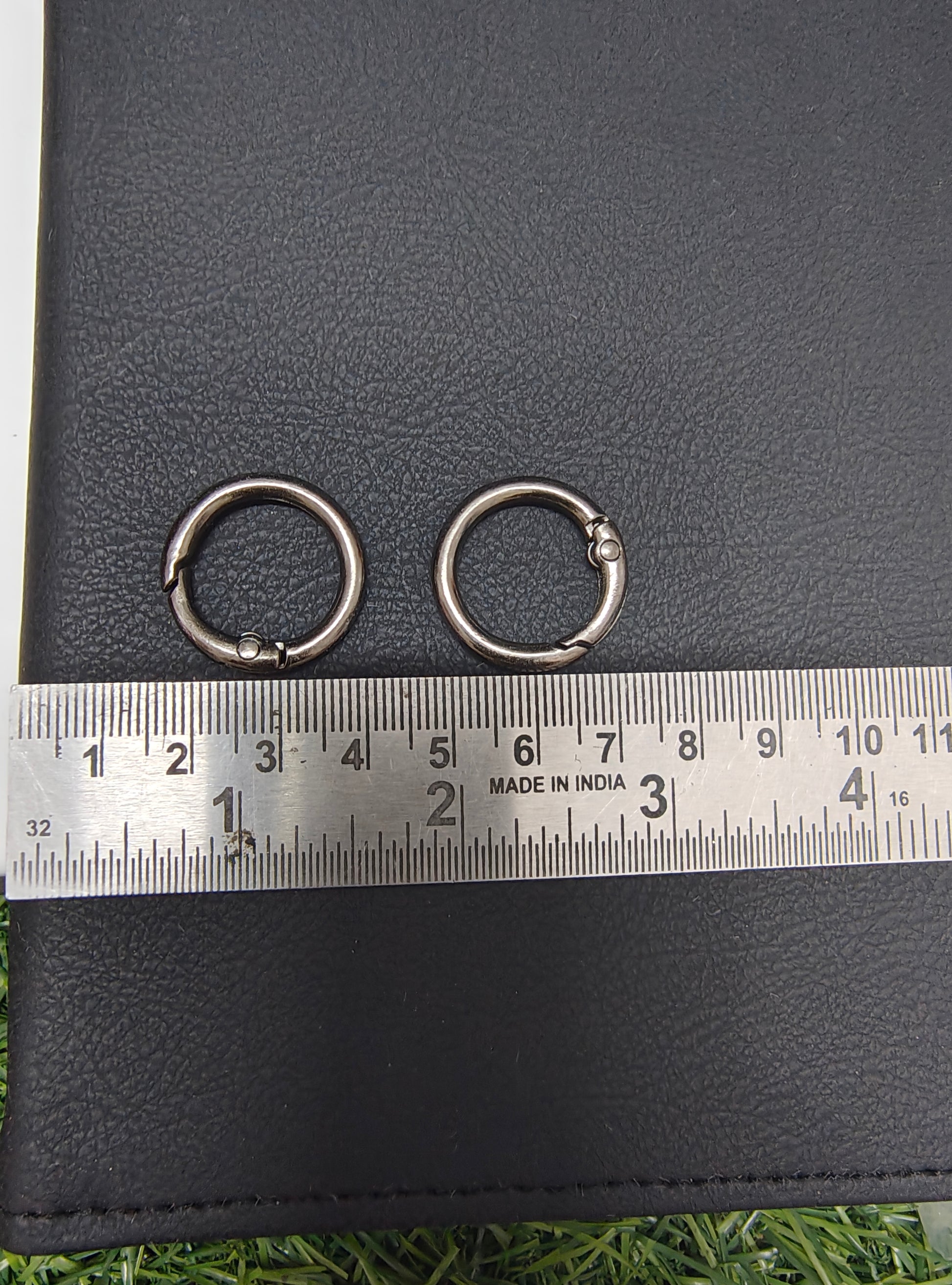 22mm black power coated openable ring