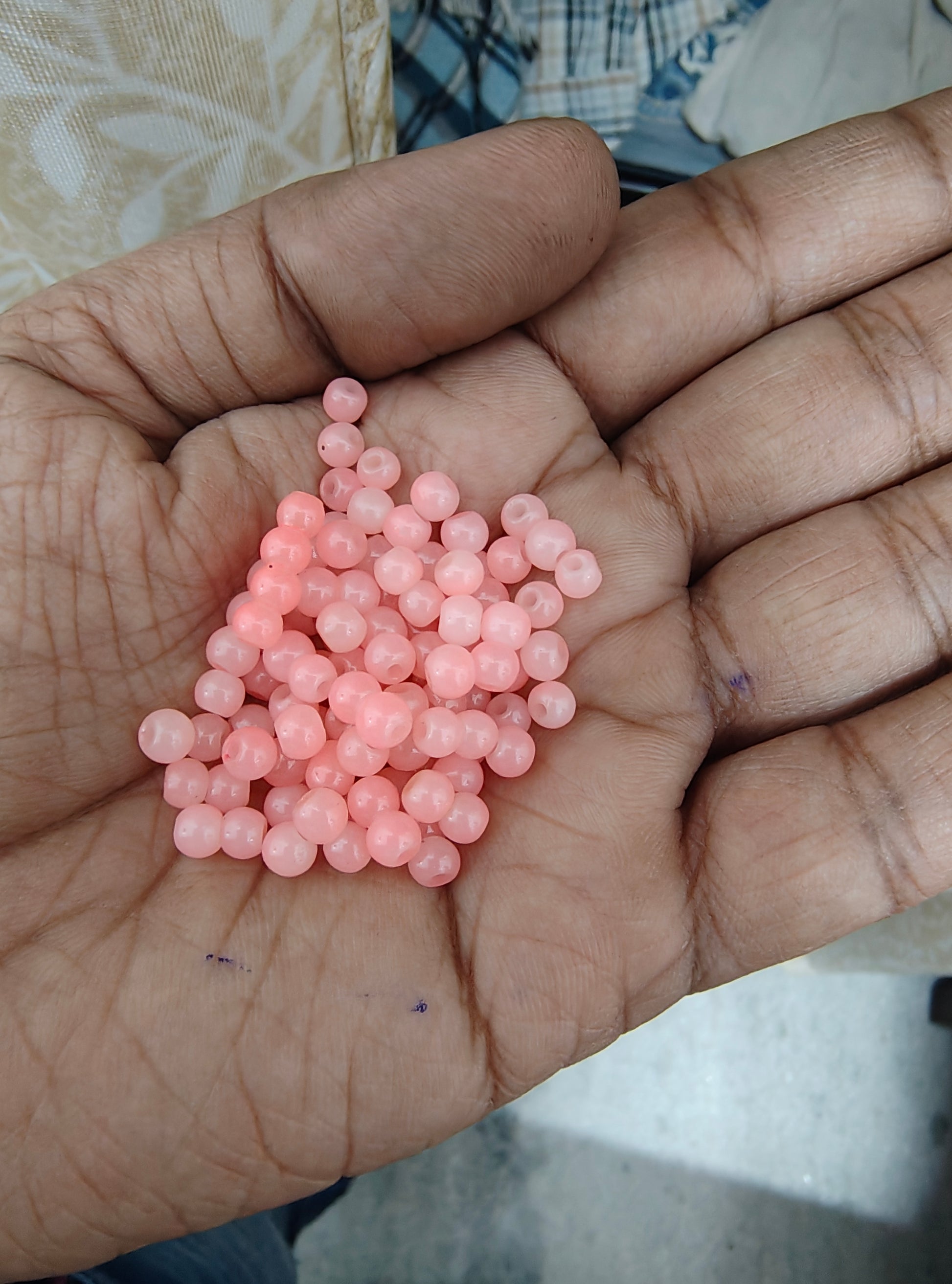 4mm glass jelly beads