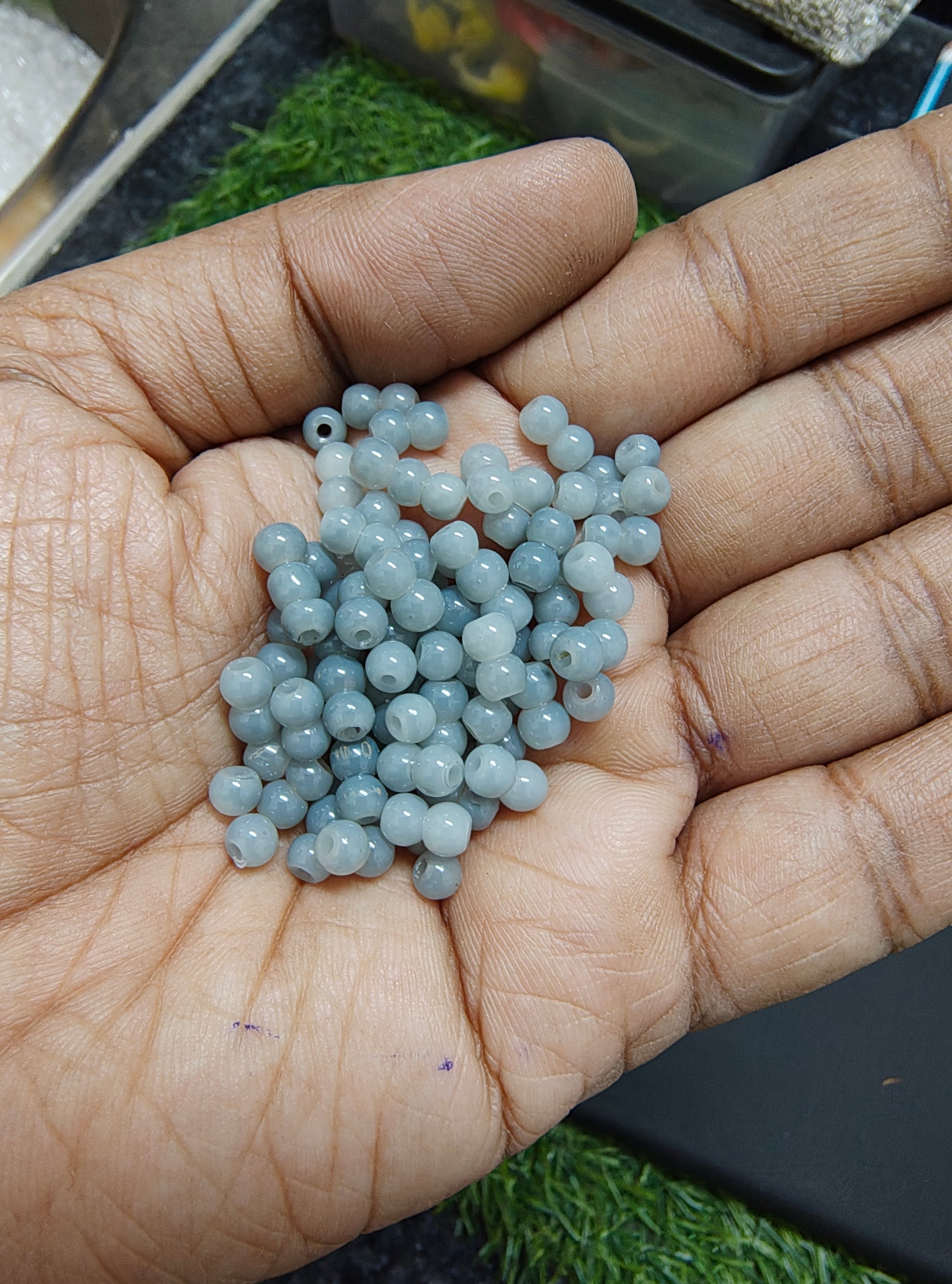 4mm glass jelly beads