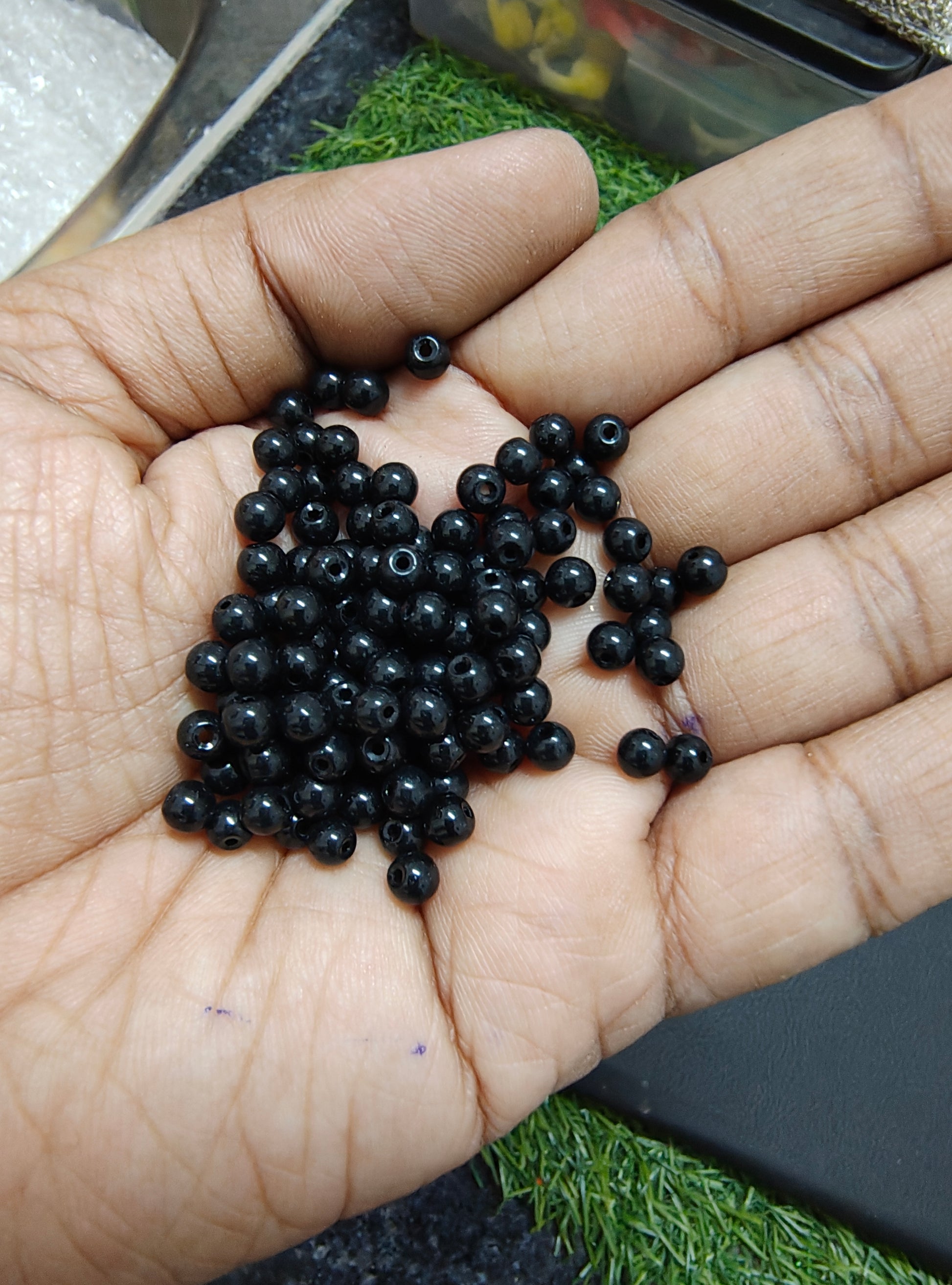 4mm glass jelly beads