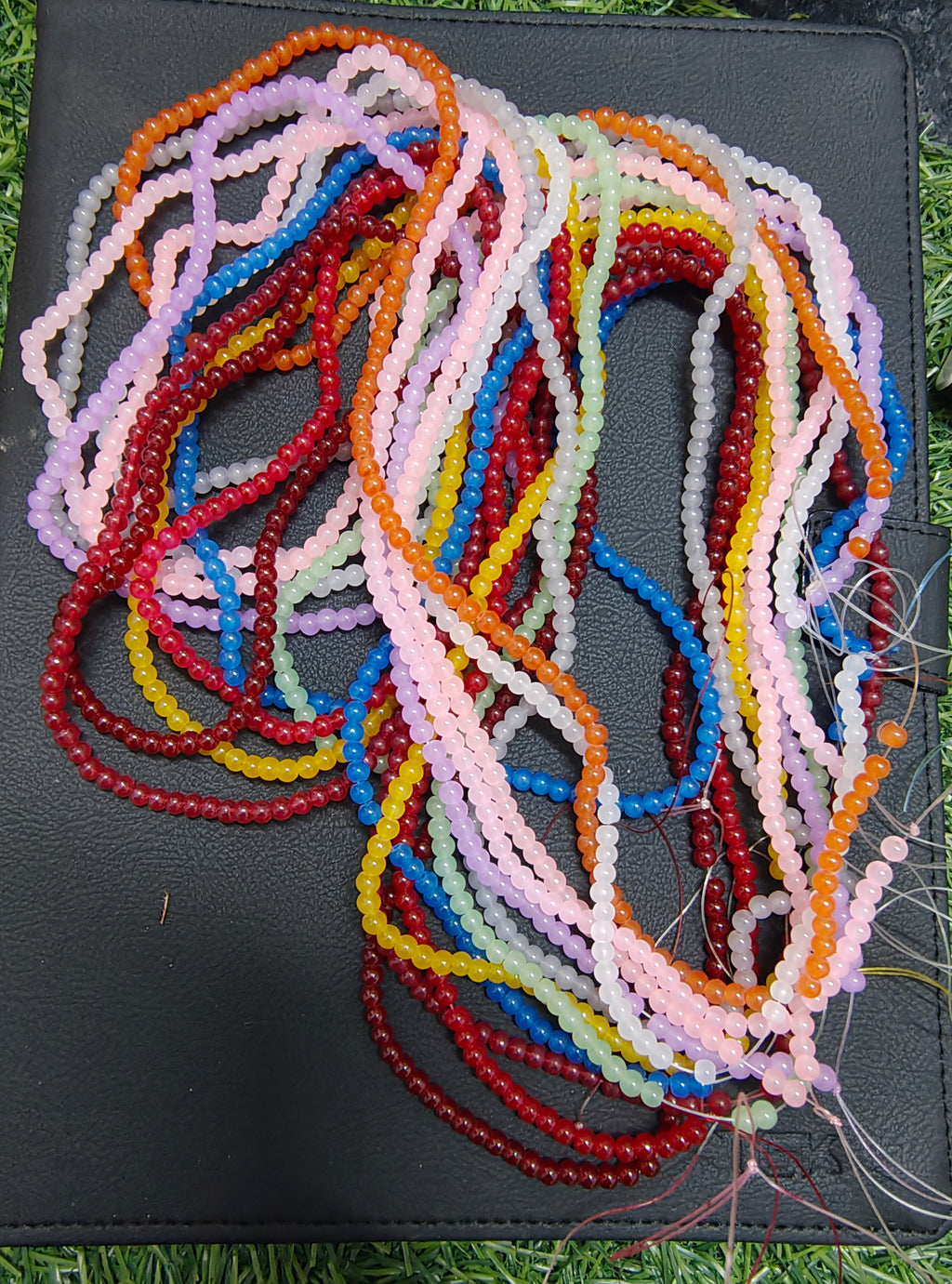 4mm glass jelly beads line