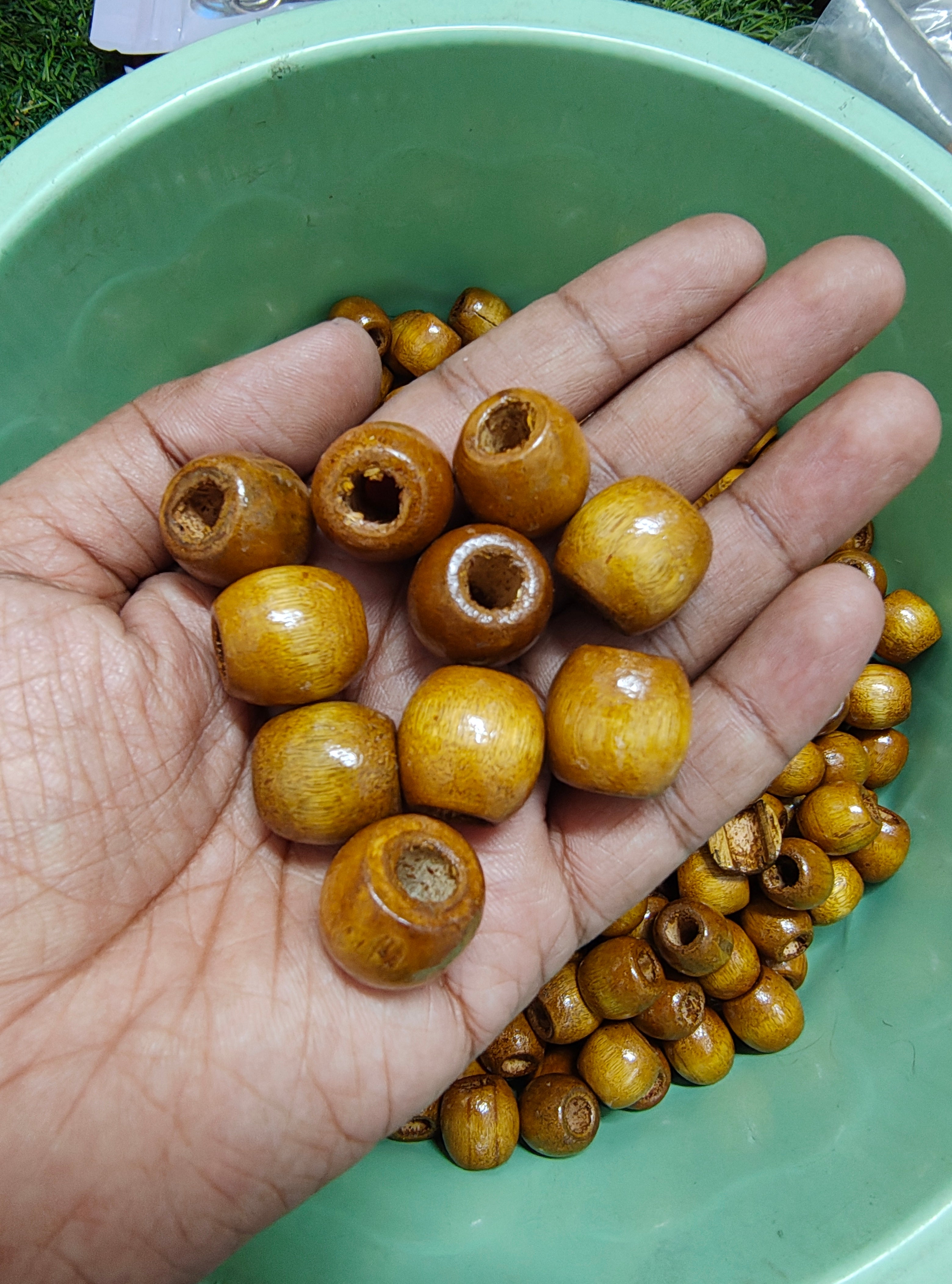 16mm wooden beads ( WB1004 )