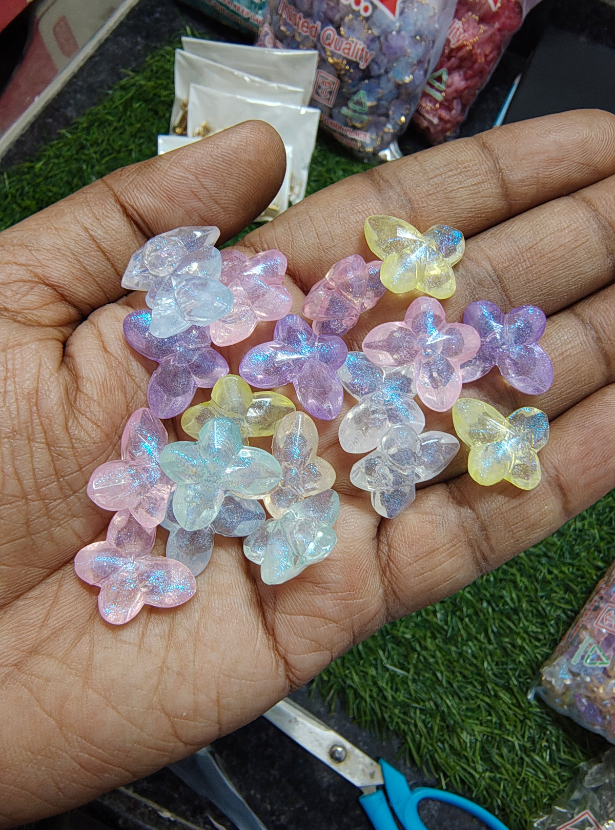 Acrylic glittery butterfly beads (AB2058)
